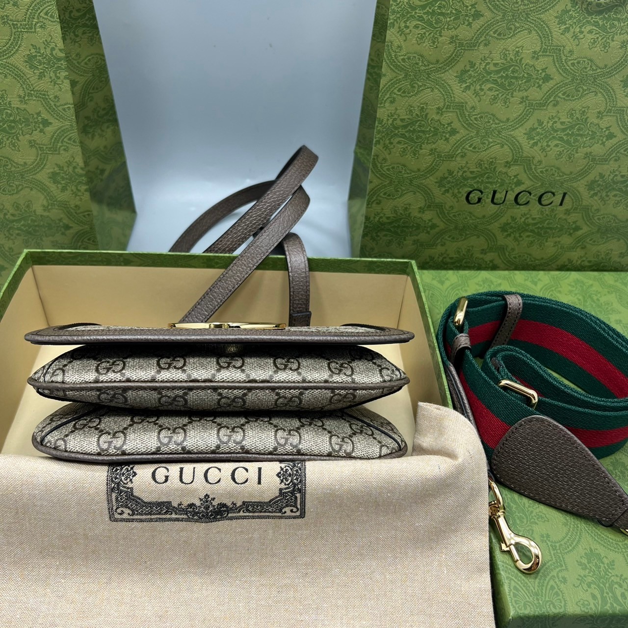 GUCCI Blondie mini shoulder bag เกรดเทพออริจินล หนังแท้และแคนวาสอย่างดี ภาพถ่ายจากงานขายจริง ใช้งานต่างประเทศได้ ผ่านทุก ตม