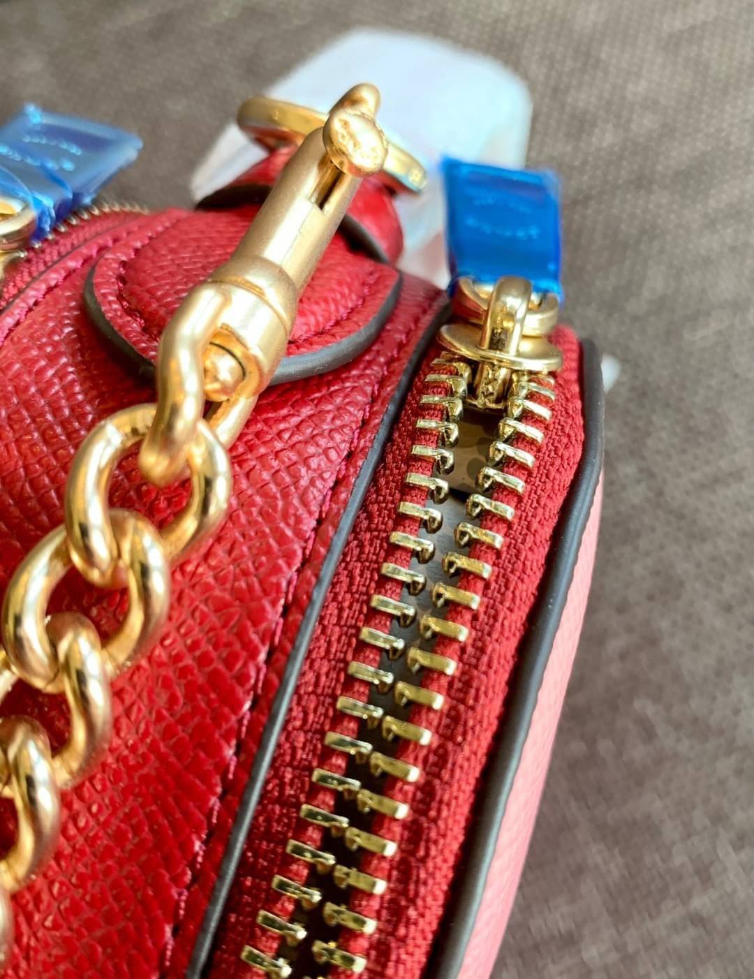 ต้อนรับวาเลนไทน์นี้ ❤️พร้อมส่งความรักหว๊านหว๊านค่ะ❤️ COACH HEART CROSSBODY BAG ((C5118//C5119)) 💥Limited edition หลงรักแน่นอน💋 พร้อมส่งที่ไทยก่อนใครวันนี้!