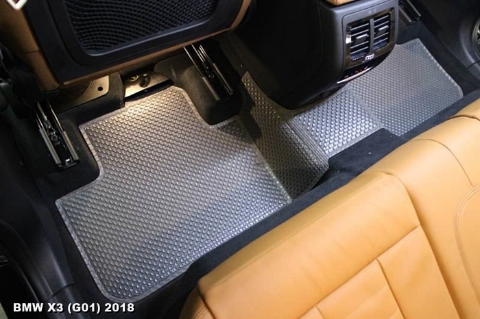 พรมปูพื้นรถยนต์ BMW X3 G01 2018 กระดุมเม็ดเล็กรีดขอบ สีเทา