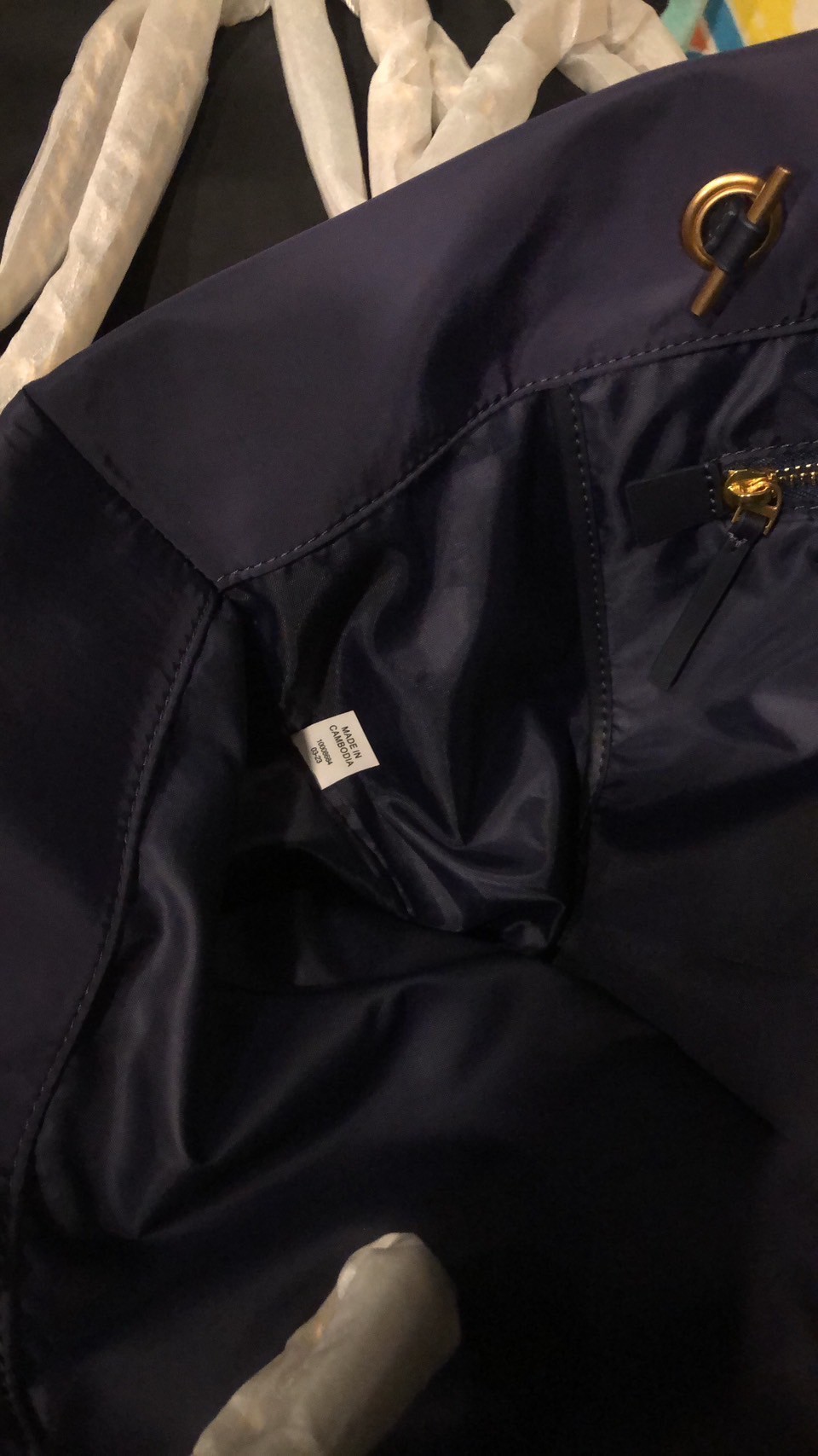 TORY BURCH Ella Chain Tote 32cm / TORY TOTE NYLON BAG พร้อมส่ง 4 สี กระเป๋าสะพายทรงโท้ท จุของได้เต็มที่ น้ำหนักเบา รูปทรงคลาสสิคชวนใช้