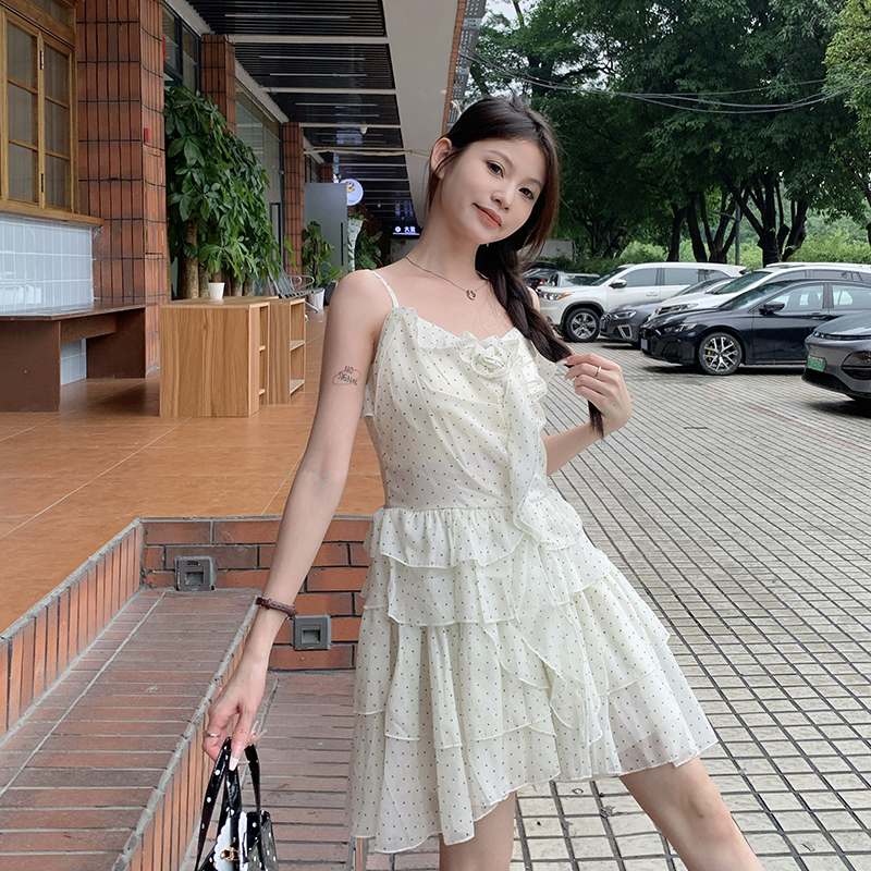 พร้อมส่ง 🫐 Khaleesi dress เดรสสายเดี่ยวลายจุดสุดน่ารัก (IN38732)