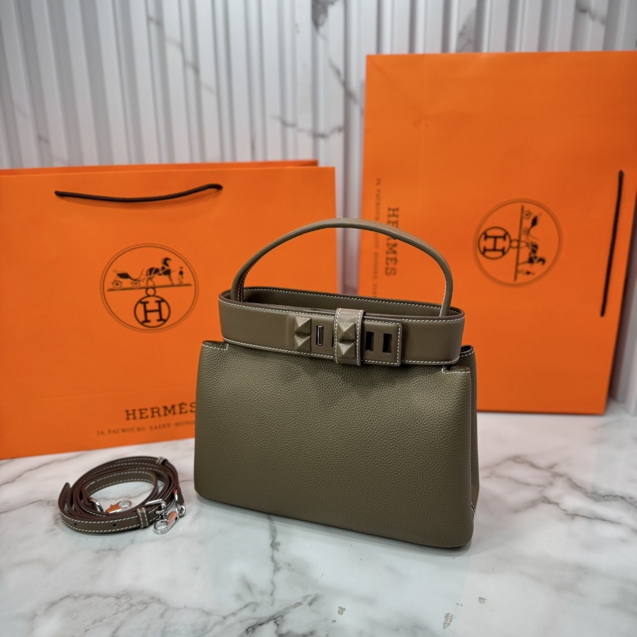 ORI หนังแท้ | Hermes Medor Bag กระเป๋าสะพายดีไซน์ใหม่ แบรนด์หรูระดับไฮคลาส หรูหรา ลัคชู