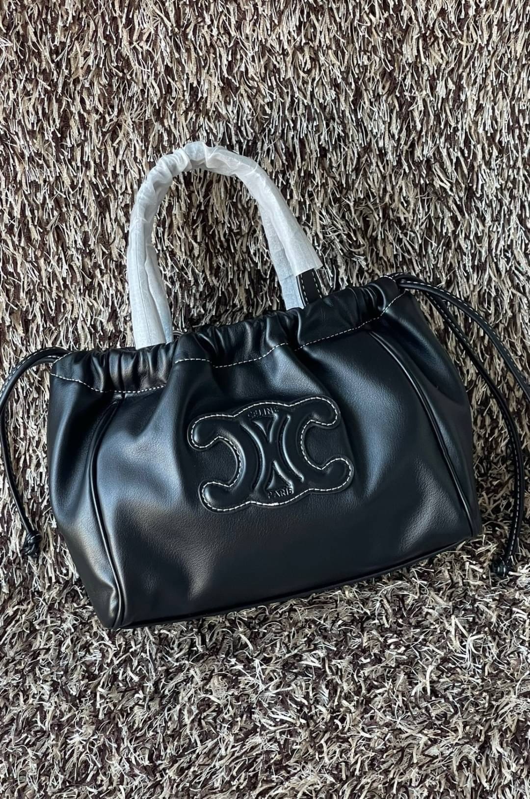 Celine Small Cabas Drawstring Cuir Triompe in smooth กระเป๋าขนาดกำลังดี ดีไซน์คลาสสิก 🧡 เกรดออริจินอล 1:1 สลับแท้ ใช้งานต่างประเทศได้