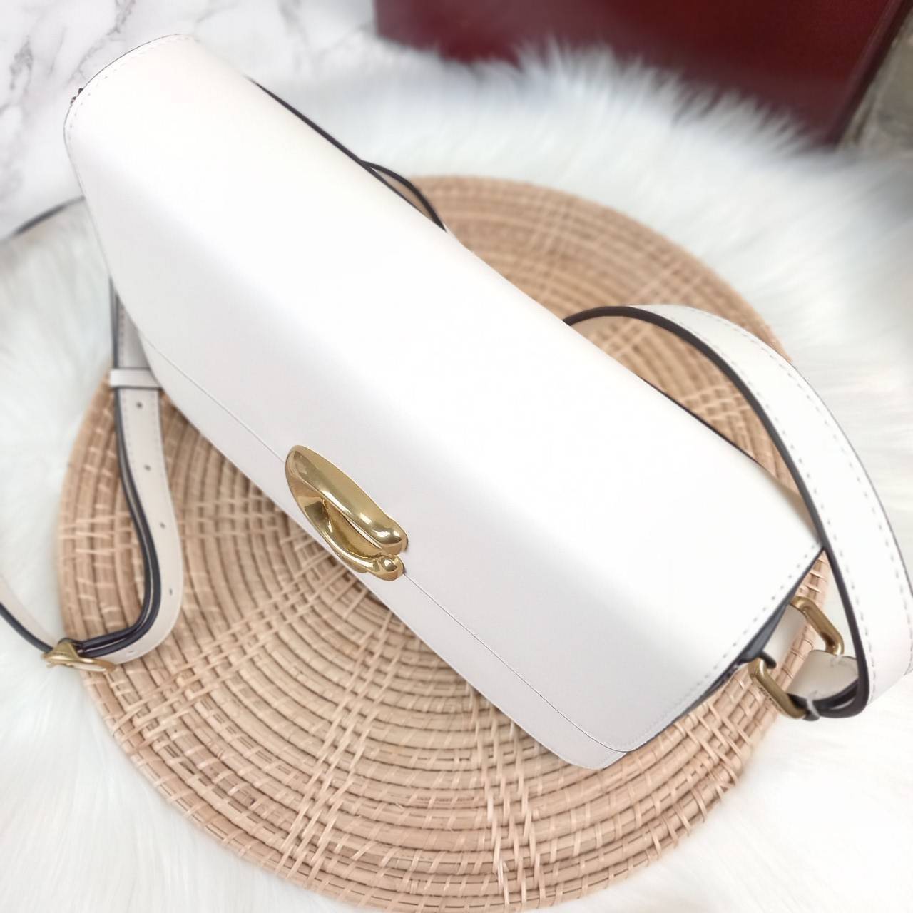 COACH STUDIO GLOVETANNED LEATHER SHOULDER BAG (C6641)🌺ห้ามพลาดเด็ดขาด!! สวยละมุน เรียบหรู ดูแพงสุดๆ!! //กระเป๋าถือ กระเป๋าสะพาย ดีไซน์เนี้ยบ! เฉียบมาก!// วัสดุหนังแท้ หนังเรียบเต็มใบ อยู่ทรง สวยมากๆ ดีเทลเรียบหรู ผู้ดีสุดๆ!// ด้านหน้าเปิด-ปิดด้วยต