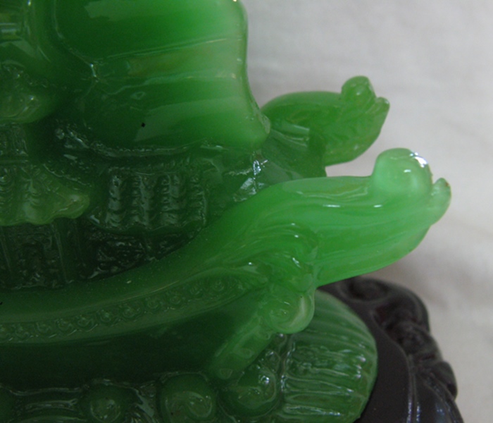 เรือมังกรสีหยกลำใหญ่สมปรารถนาราบรื่นค่ะ