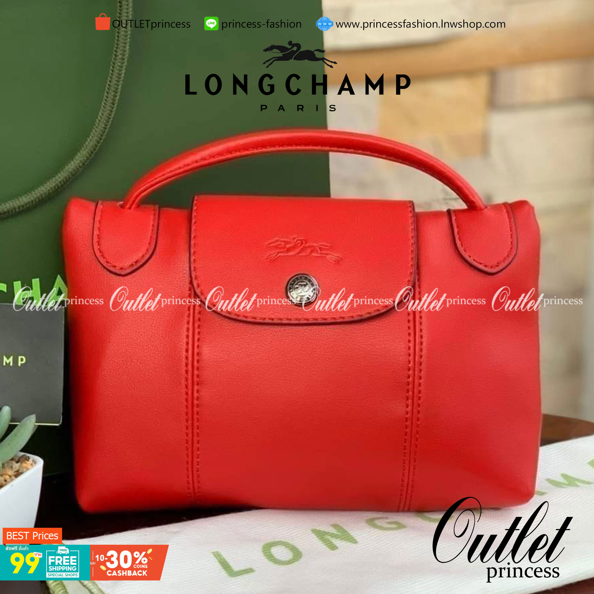 Longchamp Le Pliage Cuir Crossbody Bag อีกหนึ่งคอลเลคชั่น Le Pliage Cuir หนึ่งในตระกูลกระเป๋าสุดไอคอนิกจากแบรนด์ Longchamp และจัดการปรับดีไซน์ให้มีขนาดเล็กลงในทรงcrossbody กะทัดรัดสะพายแล้วคล่องตัว ด้วยดีไซน์ที่ดูเป็นเอกลักษณ์การใช้งานช่องหลักที่ซิปด้านหล