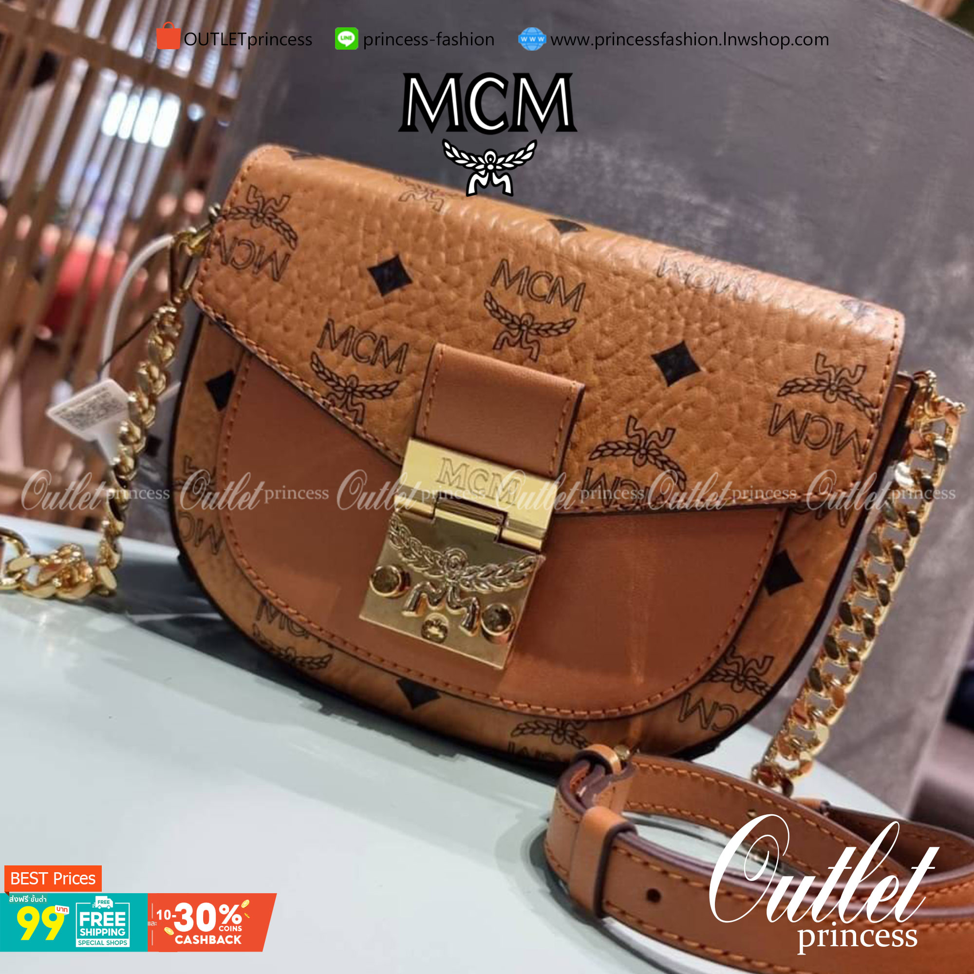 M.C.M MINI PATRICIA CROSSBODY IN VISETOS กระเป๋าสะพายไซส์มินิ แรงดีไม่มีตกน้า คอลเลคชั่นนี้ดีไซน์แปลกใหม่ ทรงโค้งมน สวยหรู ด้านข้างตกแต่งหมุดทองรอบใบ วัสดุตัวกระเป๋าเป็นหนังแคนวาสคุณภาพดี ภายในเป็นหนังกลับสีส้มโดดเด่นเป็นเอกลักษณ์ มีช่องใส่บัตรแยกให้ เปิด