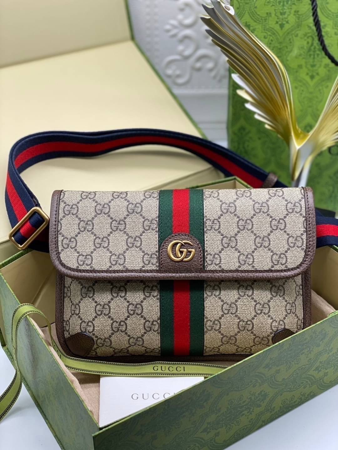 GUCCI Ophidia GG small belt bag / Gucci Belt Bag กระเป๋าคาดอก คาดเอว หนังแท้ผสมแคนวาส หล่อ สวย เท่ คูลๆ ควรมีเข้ากับทุกชุด ใช้ได้ตลอดกาล ไม่ตกยุค เกรดออริ 1:1 สลับแท้ ใช้งานต่างประเทศได้