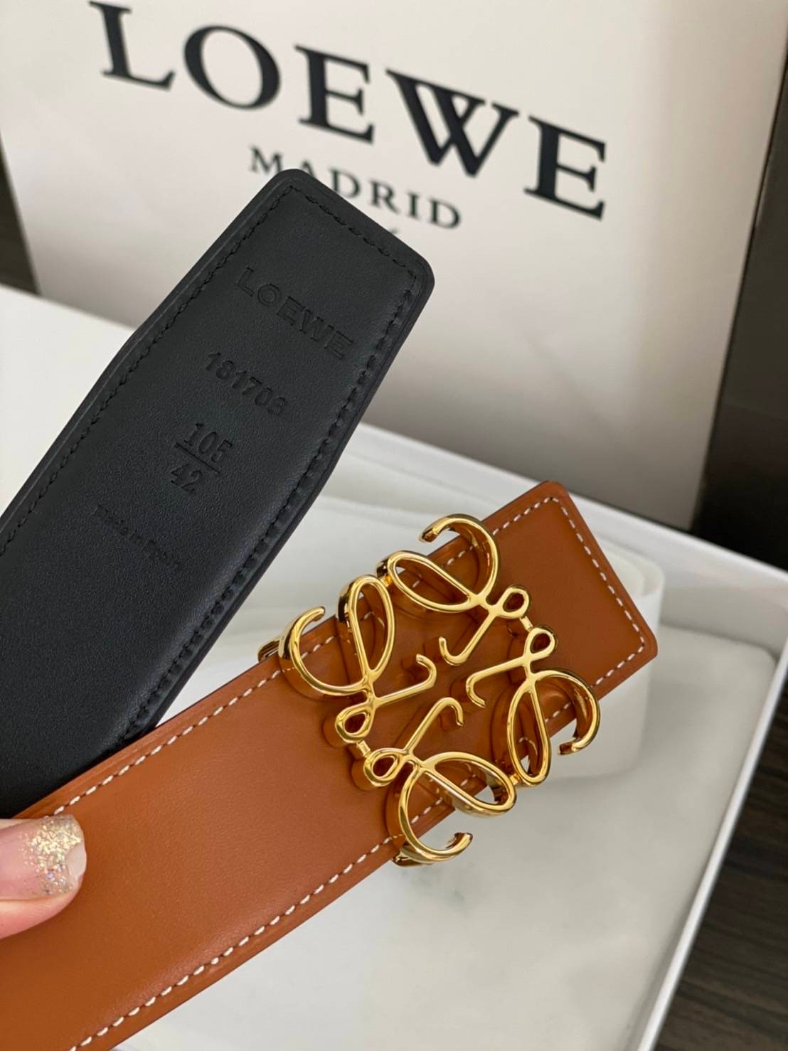 Loewe Belt / Loewe Anagram Leather Belt เข็มขัดโลเอเว่หนังแท้ สุดคลาสสิค วินเทจ เรียบง่าย ผู้ดี เป็นซิกเนเจอร์ ใช้งานเป็น everyday use ได้เลย