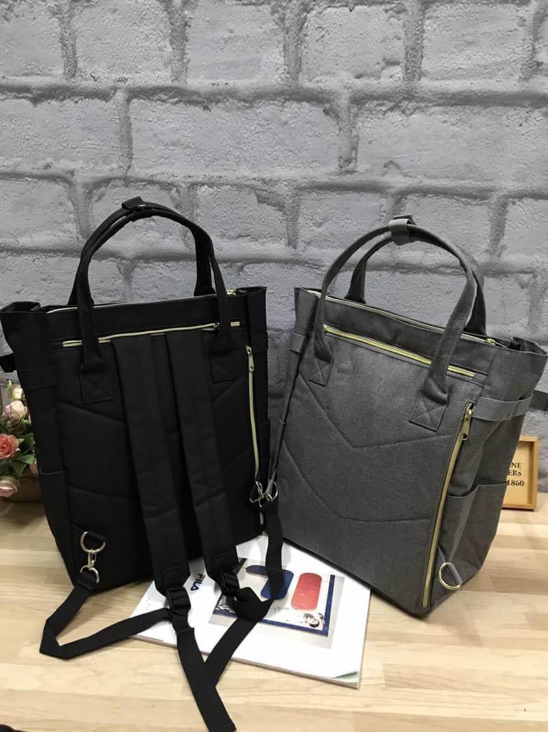 ของแท้ Anello polyester canvas 10 pocket Rucksack คอลเลคชั่นใหม่ล่าสุด!! เป้รุ่นใหม่ชนช้อป ดีไซน์เก๋ เป็นได้ทั้งสไตล์toteโดยการเก็บสายสะพายเป้เข้าช่องซิปที่ด้านหลัง และเป็นสไตล์เป้rucksackได้ มีช่องเล็กช่องน้อยรอบตัวกระเป๋า เปิดปิดด้วยซิปเดียวด้านบน ตัวกร