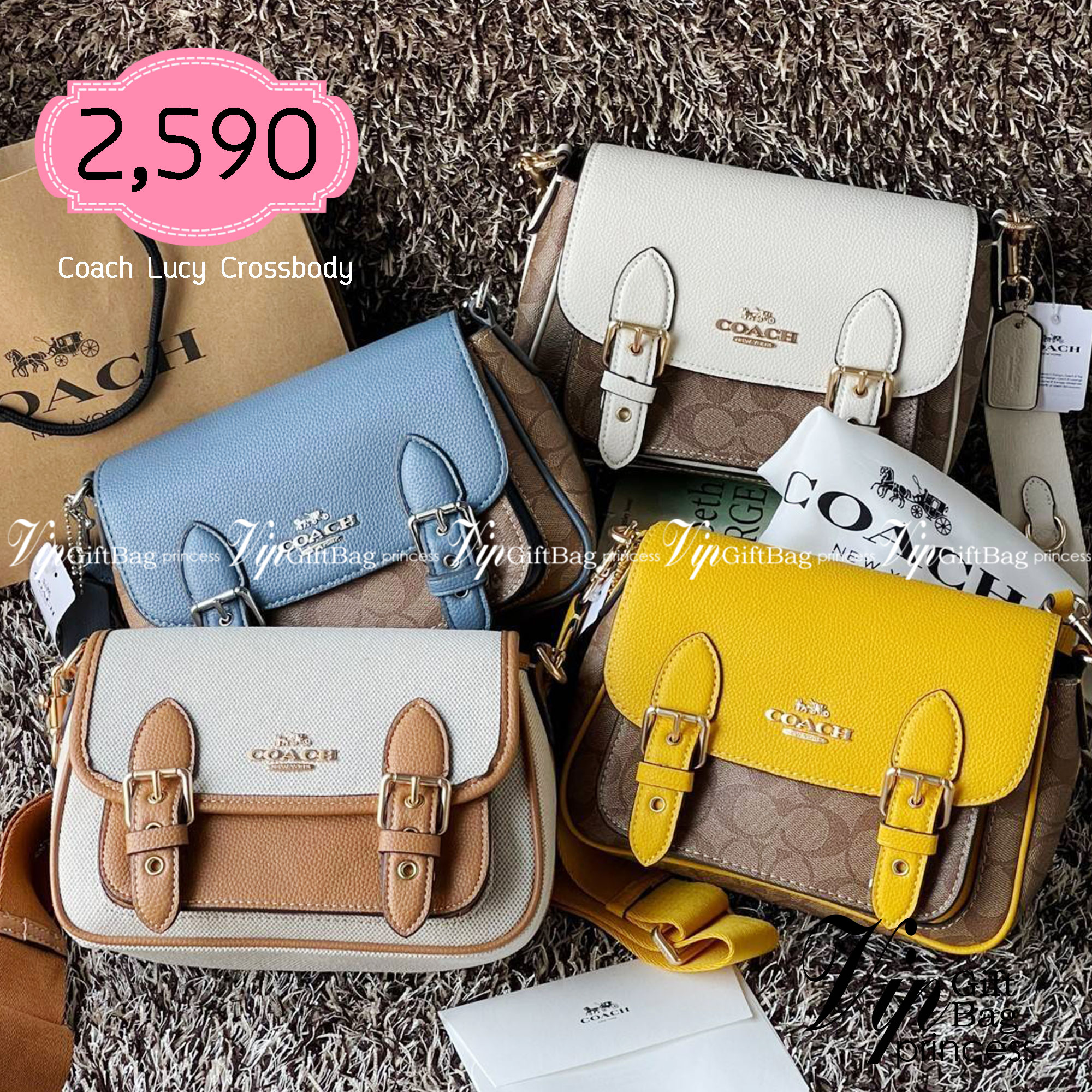 COACH Lucy Crossbody กระเป๋าใบนี้ขนาดกะทัดรัดกำลังดี เพียงพอสำหรับใส่ของจำเป็นที่ต้องการพกติดตัว ที่สำคัญใช้งานง่ายสามารถหยิบของได้สะดวกรวดเร็ว วัสดุผ้าใบเคลือบซิกเนเจอร์และหนังกรวดละเอียด ด้านในมีซิปและกระเป๋าอเนกประสงค์ ปิดสแน็ปอิน กระเป๋าแบบเปิดด้านนอก