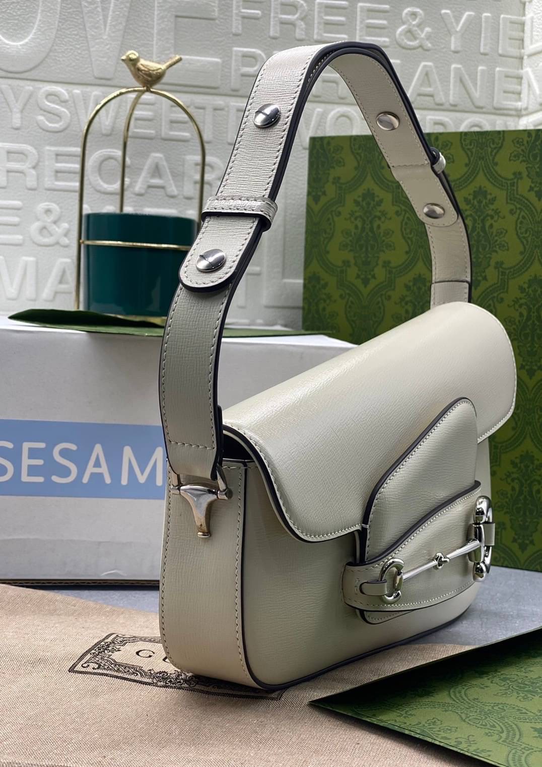 GUCCI HORSEBIT 1955 SMALL SHOULDER BAG กระเป๋าสะพายถือหรือสะพายไหล่ แคนวาสสวยอย่างดี เกรดท็อปออริจินอล 1:1 เกรดดีสุด สลับแท้