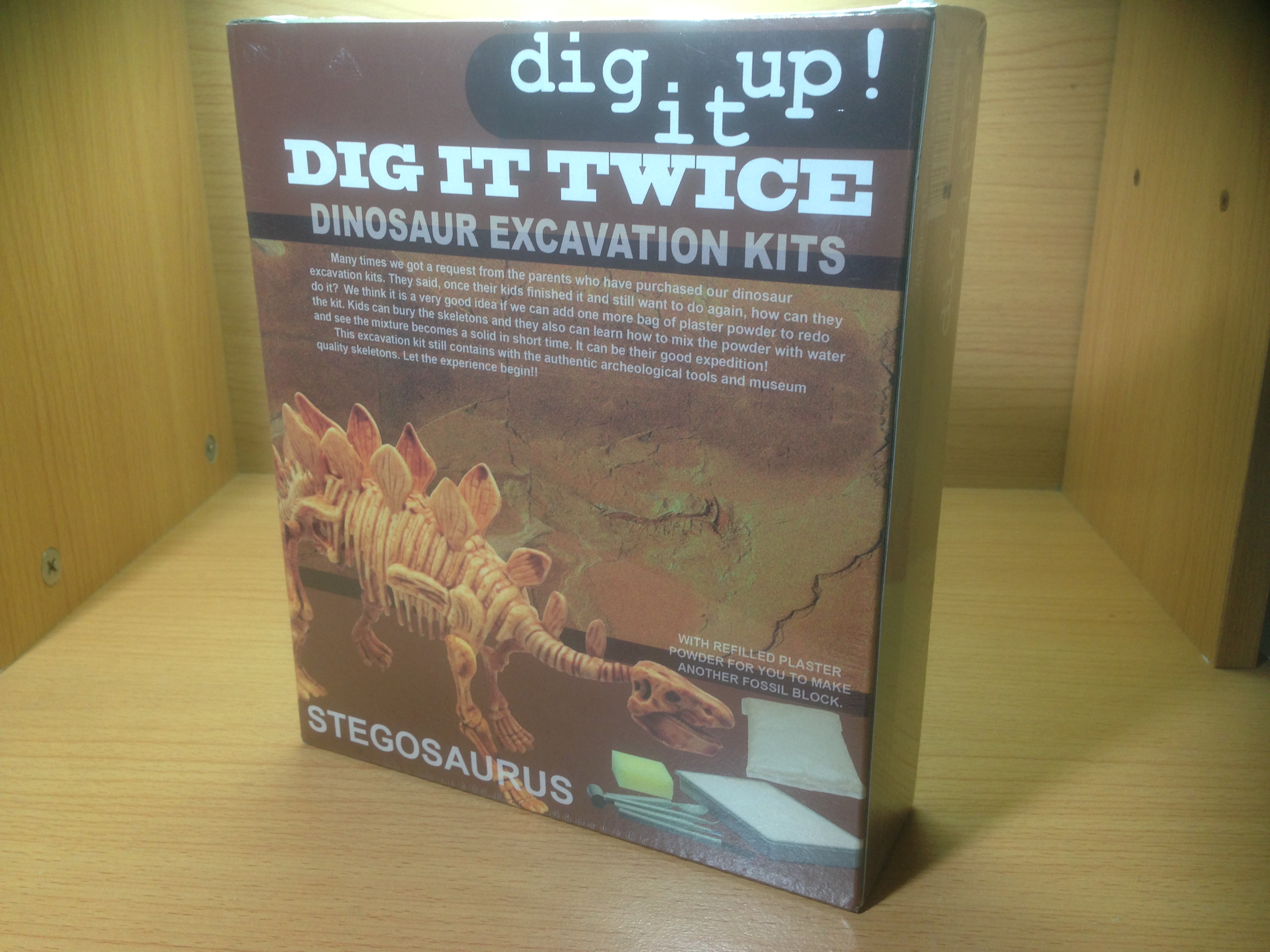 ชุดขุดฟอสซิลDig it Twice (แบบเล่นสองรอบ ขุดแล้วนำมาประกอบเป็นโมเดลได้)