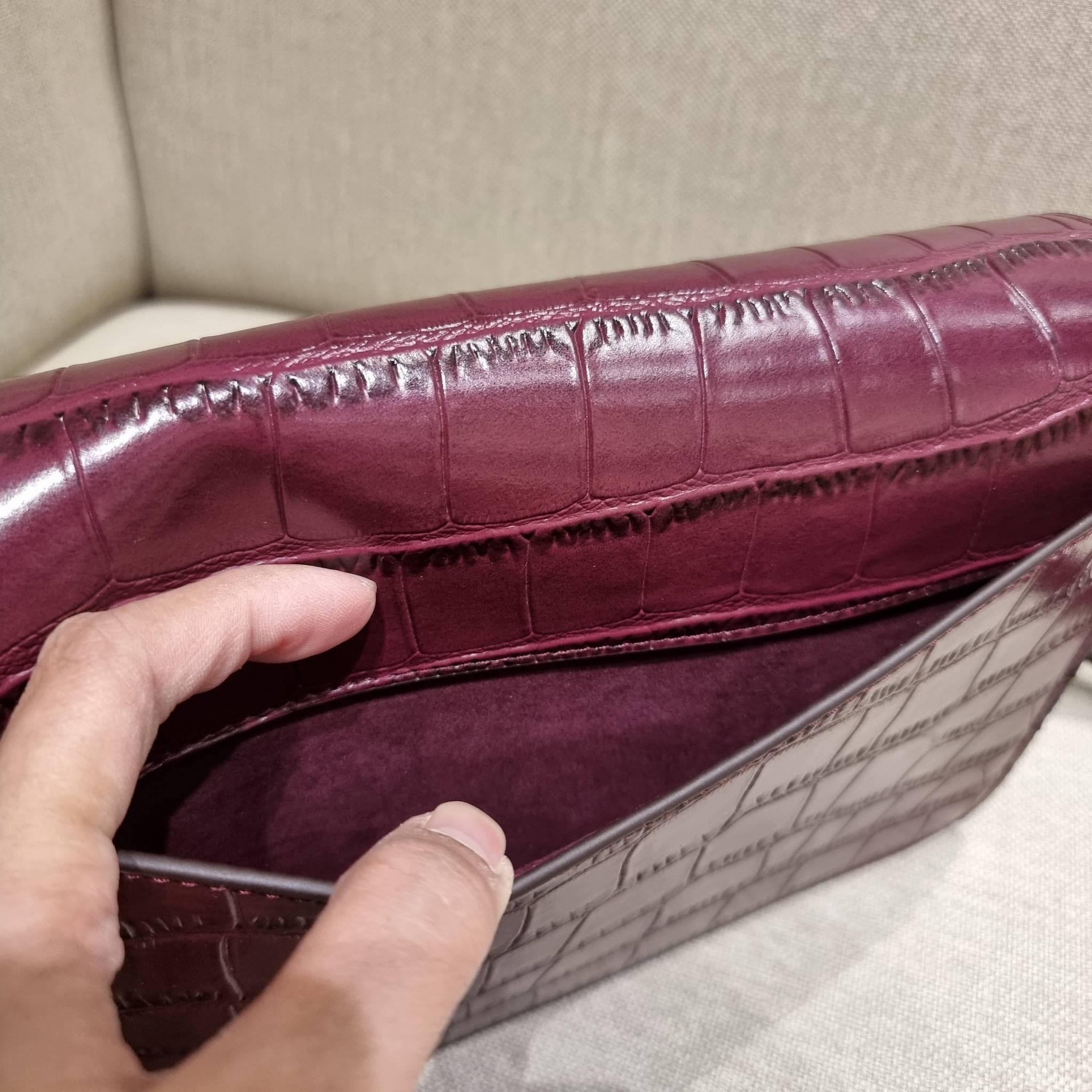 OUTLET 】COACH STUDIO SHOULDER BAG IN SIGNATURE CANVAS (C6639 C6640) สีใหม่รับความเฮง กับคอลเลคชั่นใหม่สุดอีกหนึ่ง!! มาแบบเลิศๆหรูๆมากแม่ กระเป๋าสะพายข้างลุคไฮน์ ที่ดีไซน์ออกมาได้ปัง และดูแพงมากๆ ด้วยดีเทลคลาสสิคผสานความเป็นเอกลักษณ์ เรียบง่ายแต่แฝงความมีด