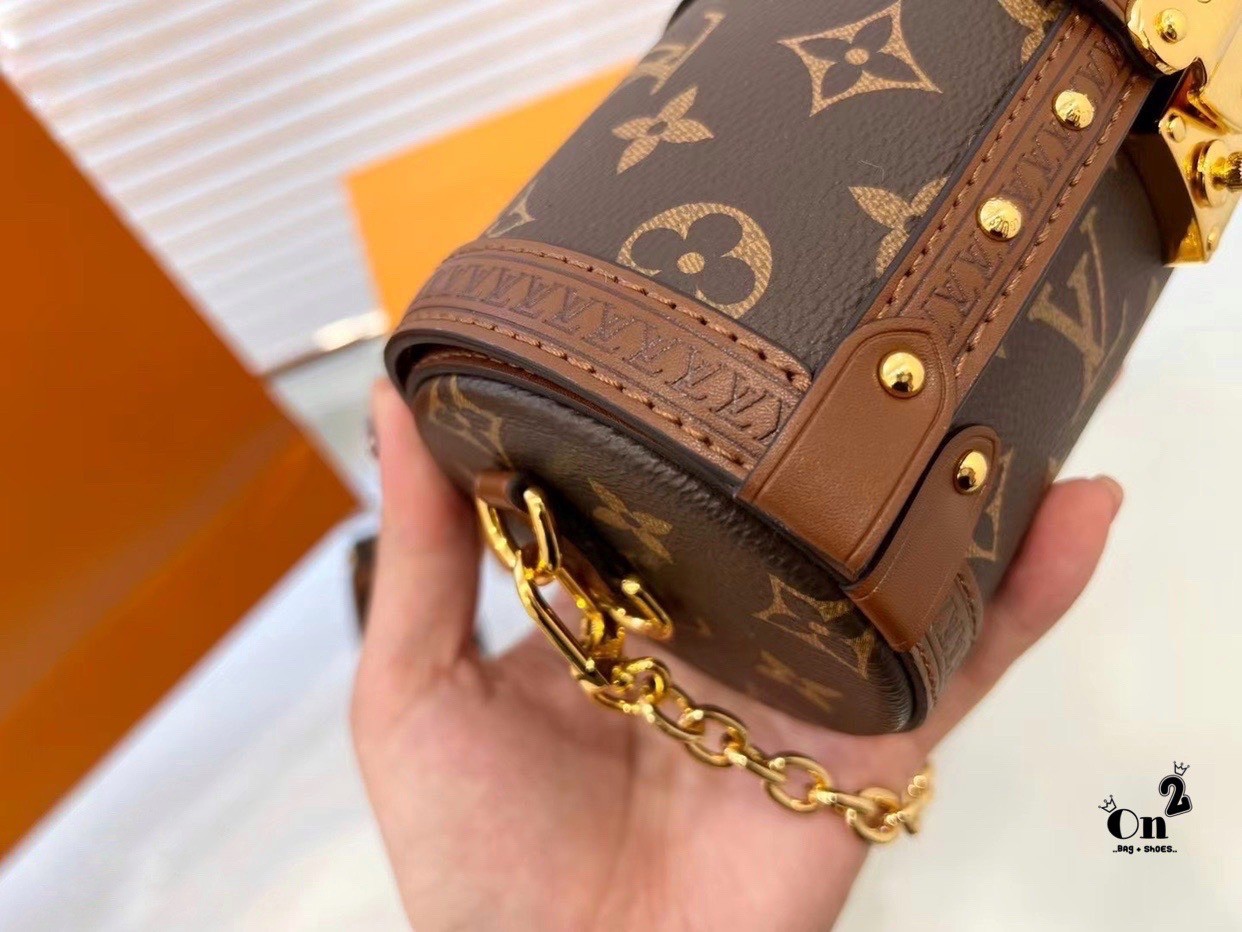 LV PAPILLON TRUNK Monogram coated canvas กระเป๋าสะพายทรงหมอน งานเปิดหน้าหนังลายโมโนแกรม อะไหล่ปั้มทุกจุด เกรดงานสวยเกินราคา ภาพสินค้าถ่ายจากงานขายจริง ใช้งานต่างประเทศได้