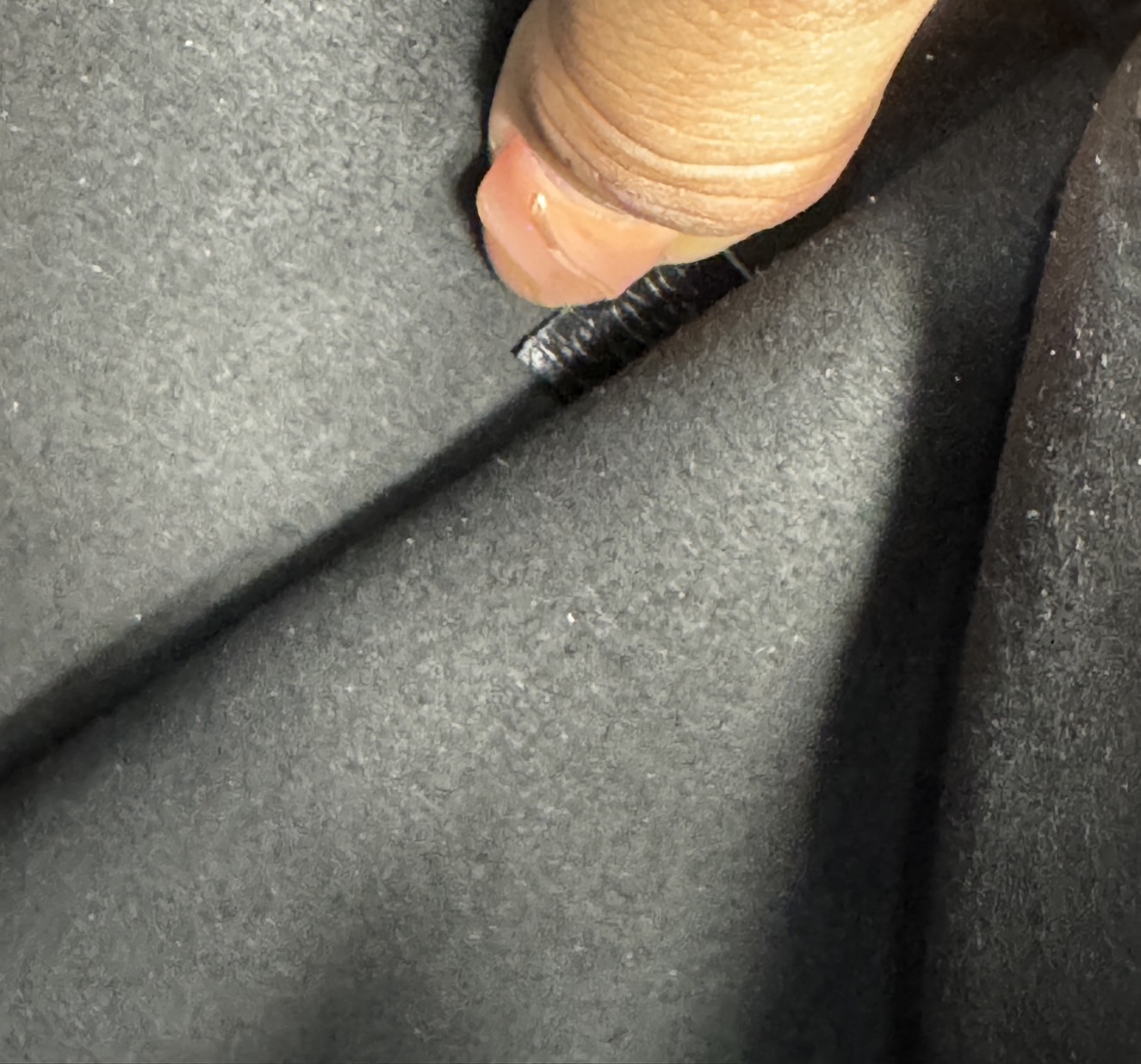 LV Lucky Trunk Bag Monogram Canvas กระเป๋าสะพายรุ่นใหม่ ไอเท็มยอดนิยมจากรันเวย์แฟชั่นโชว์คอลเลคชั่นประจำฤดูกาล Fall-Winter 2024 มอบกลิ่นอายสไตล์ Slouchy สะดุดตา