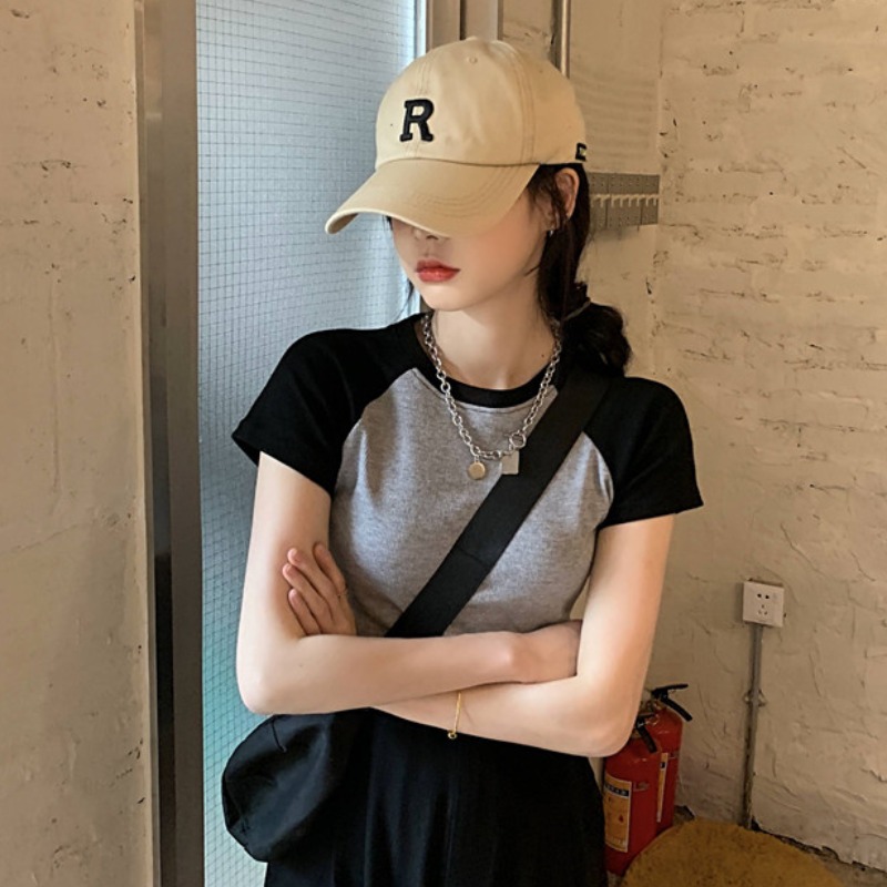 พร้อมส่ง 🍒⛱🪞 Black too tops เสื้อยืดแขนสั้นทรงทูโทนเข้ารูป (IN36925)