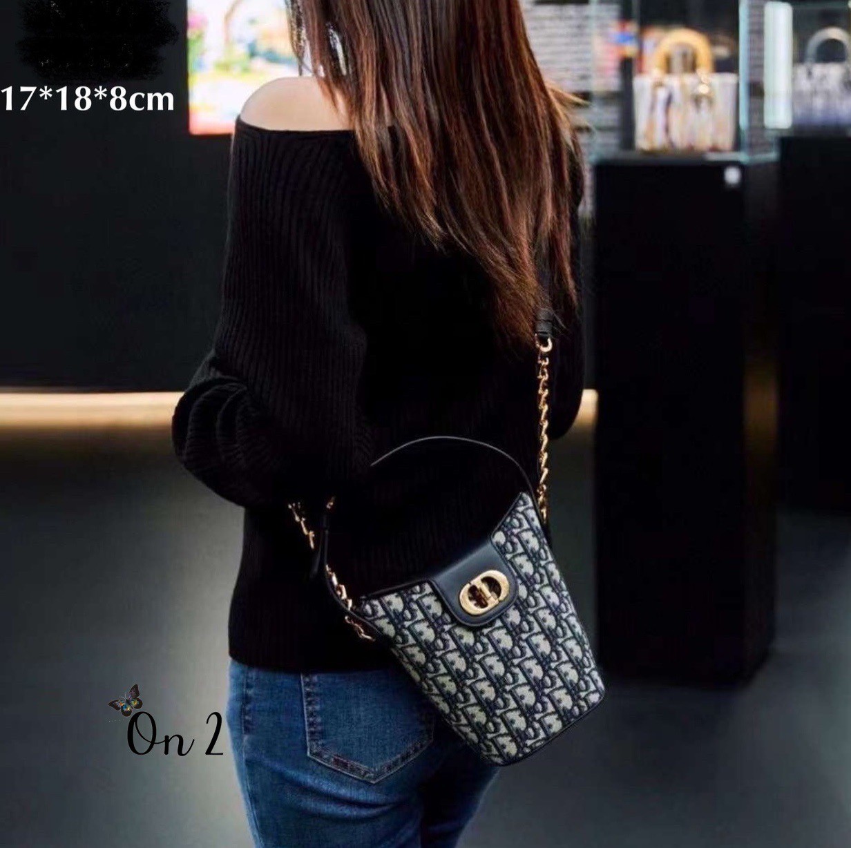 DIOR 30 Montaigne Dior Amber Mini Bucket Bag Blue Oblique Jacquard กระเป๋าทรงถัง บัคเก็ตน่ารัก สวยหรู งานดีมากมาพร้อมกล่องแบรนด์