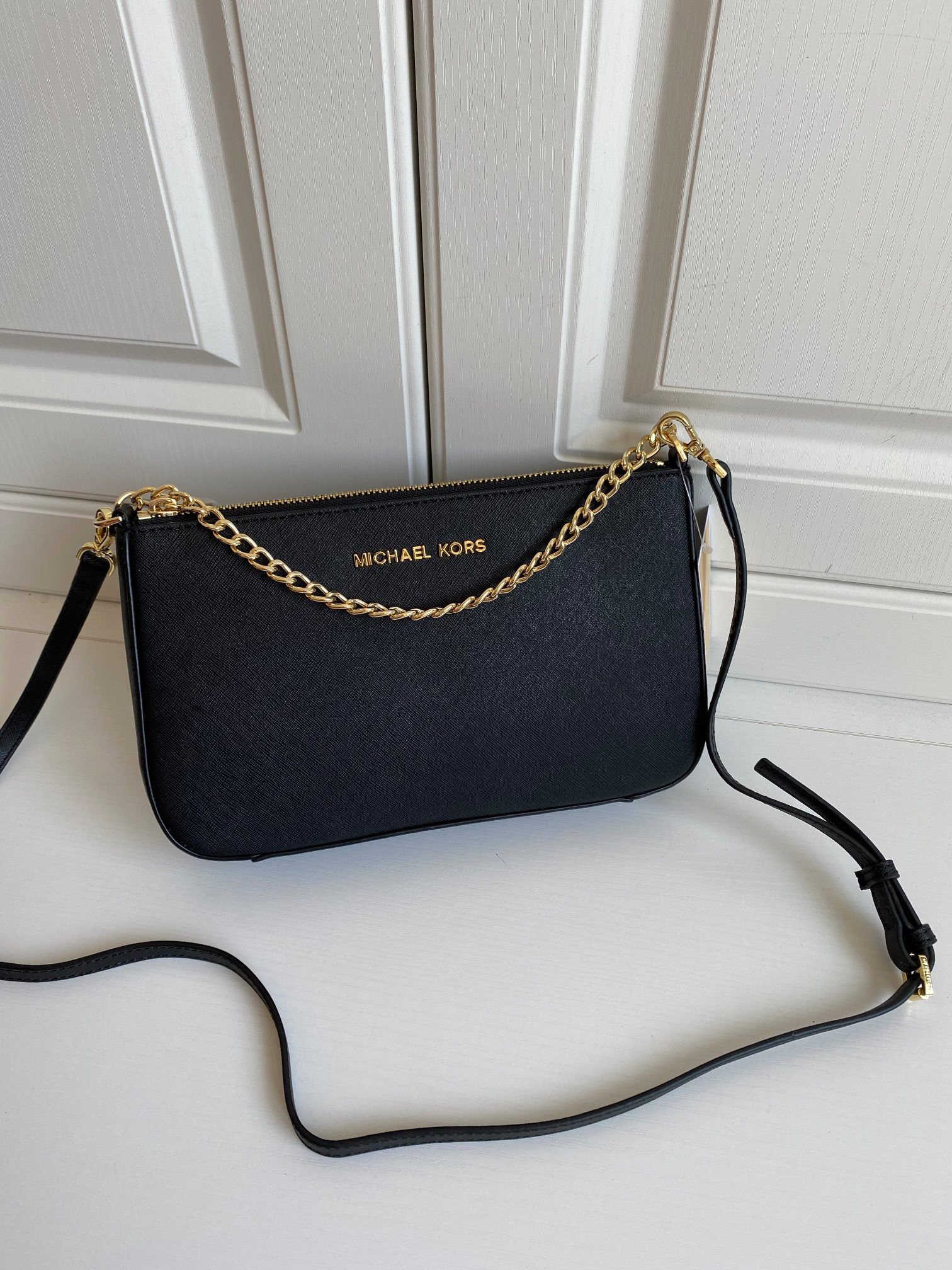 MICHEAL KORS SAFFIANO CROSSBODY BAG / MK Chain Pouchette Bag พร้อมส่ง 4 สี กระเป๋าสะพายข้าง ทรงสวย วัสดุหนัง SAFFIANO คุณภาพดี สวยอยู่ทรงแข็ง