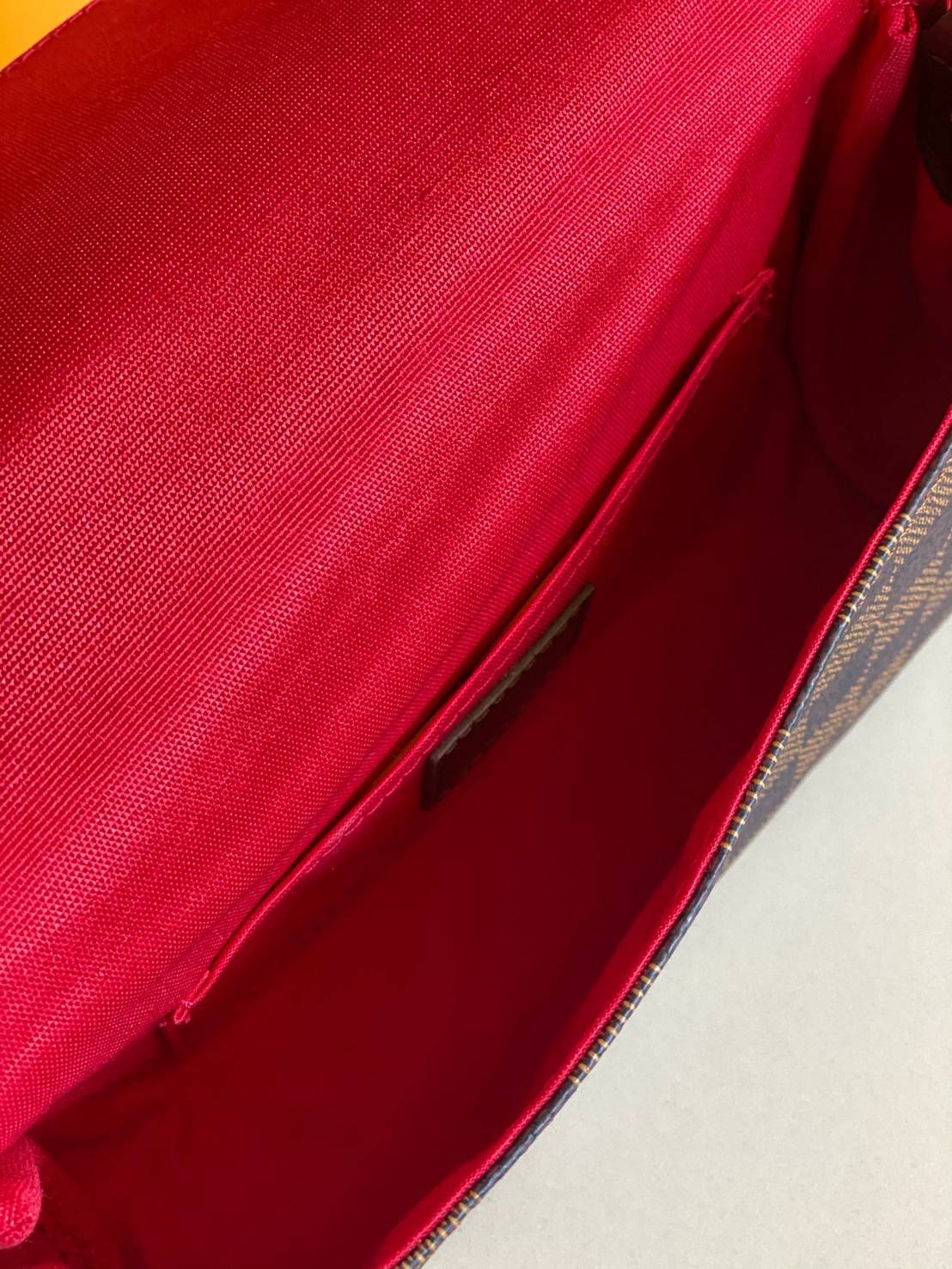 VIP 】หนังแท้ LOUIS VUITTON Monogram Favorite PM Multicolor Damier Ebene Canvas Cross Body Bag