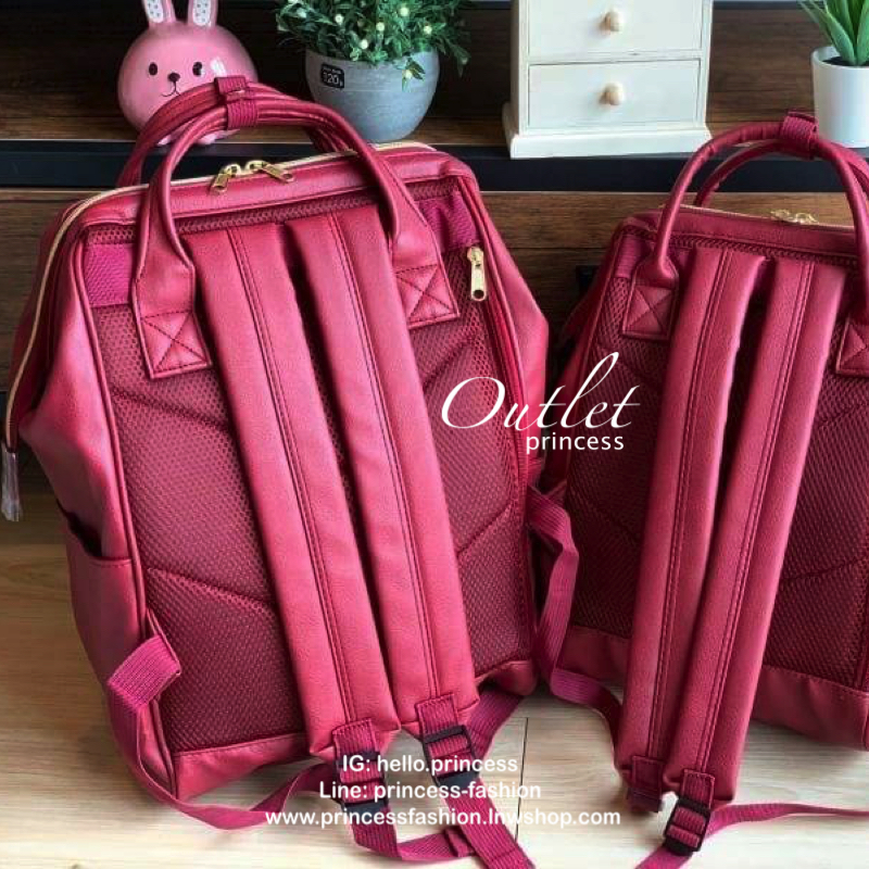 Anello polyurethane leather rucksack รุ่น Mini และ Classic กระเป๋าเป้จากแบรนด์เล็กๆมาสู่แบรนด์ดังทั้งในไทยและญี่ปุ่น วัสดุหนังpuแต่งลายหินอ่อนหนังนิ่ม กันน้ำได้ ภายในมีช่องเล็ก2ช่อง เปิดปิดด้วยซิปคู่ ปากกระเป๋าเป็นโครงสะดวกต่อการหยิบจับของภายใน ด้านข้างมี