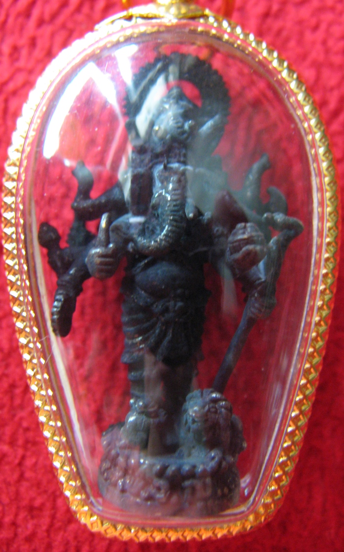 สินค้าหมดค่ะ พระพิฆเนศ5เศียร10กร เนื้อทองแดงรมดำ เลี่ยมทองไมครอน วัดใหญ่ชัยมงคล จ.พระนครศรีอยุธยาค่ะ