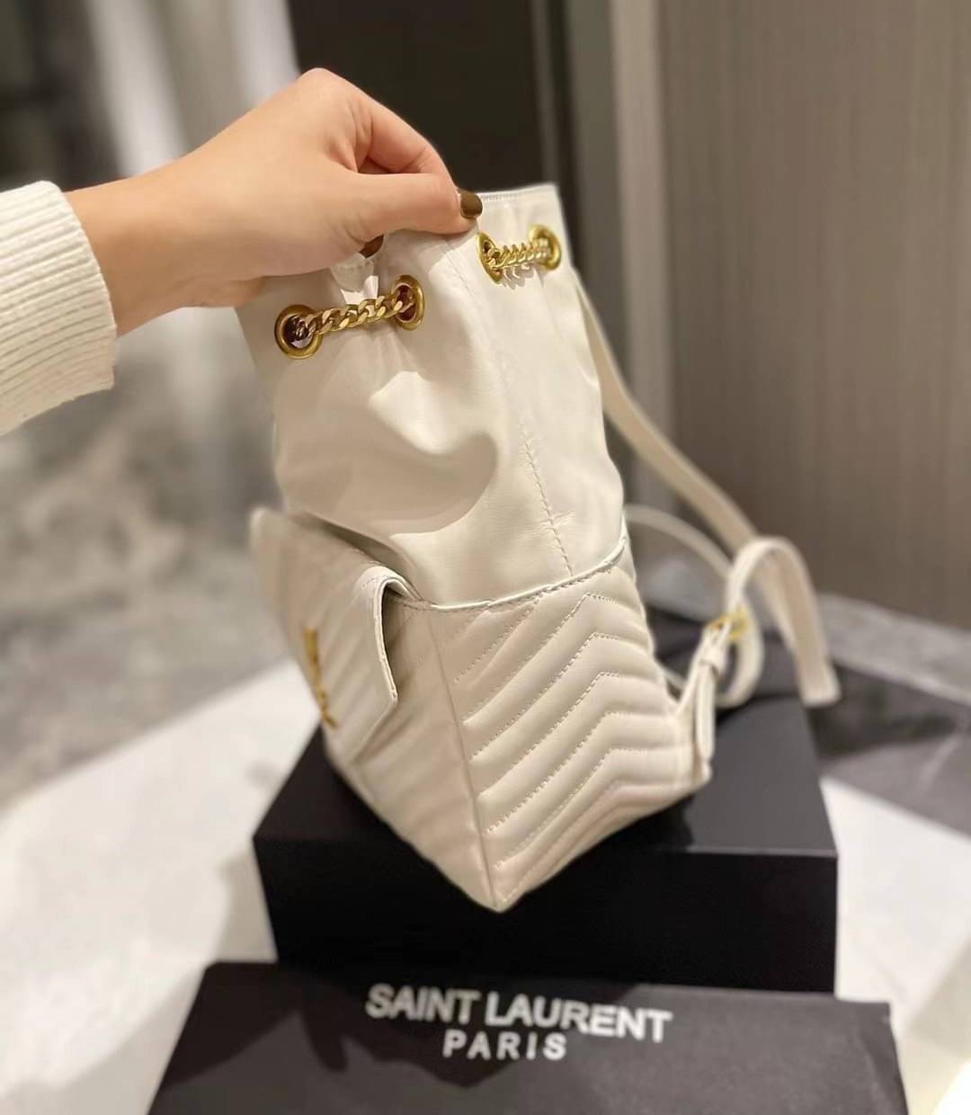 VIP Saint Laurent Joe Drawstring Quilted backpack / YSL Joe Drawstring / YSL Backpack 8" กระเป๋าเป้ใบเล็ก พร้อมส่ง ภาพถ่ายจากงานจริง