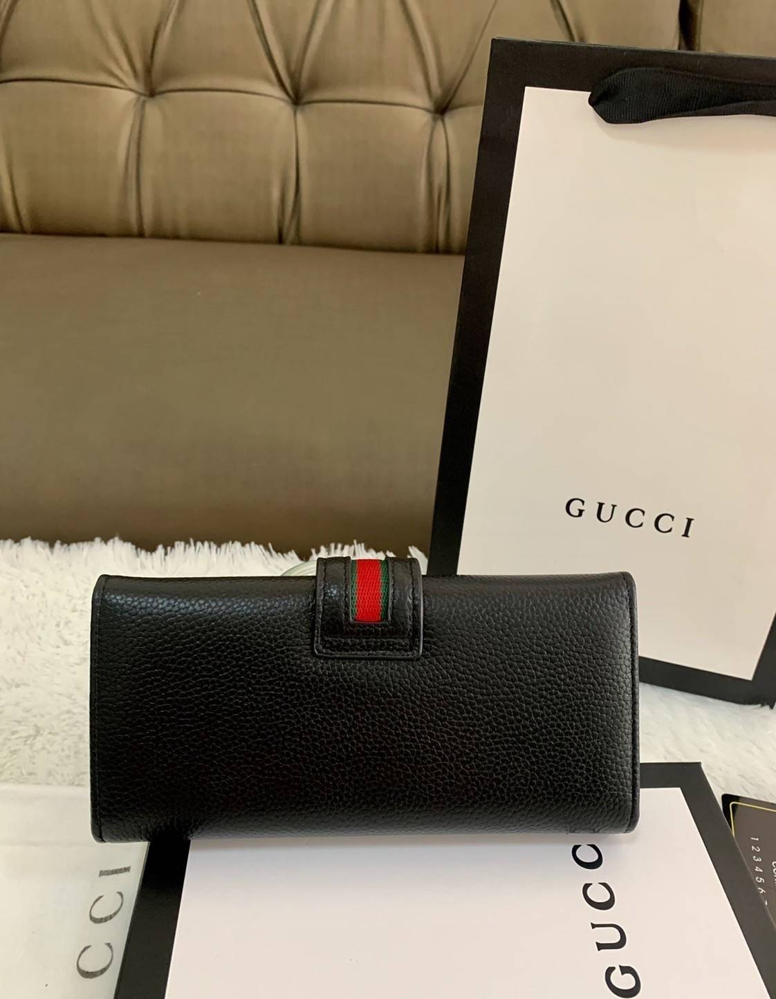 GUCCI Long Wallet / GUCCI MEN Long Wallet กระเป๋าสตางค์ใบยาว รุ่น unisex ใช้ได้ใช้ดีทั้งชายหญิง ดีไซน์ใหม่ สวยหรู วัสดุหนังแกะสังเคราะห์ อะไหล่ทอง
