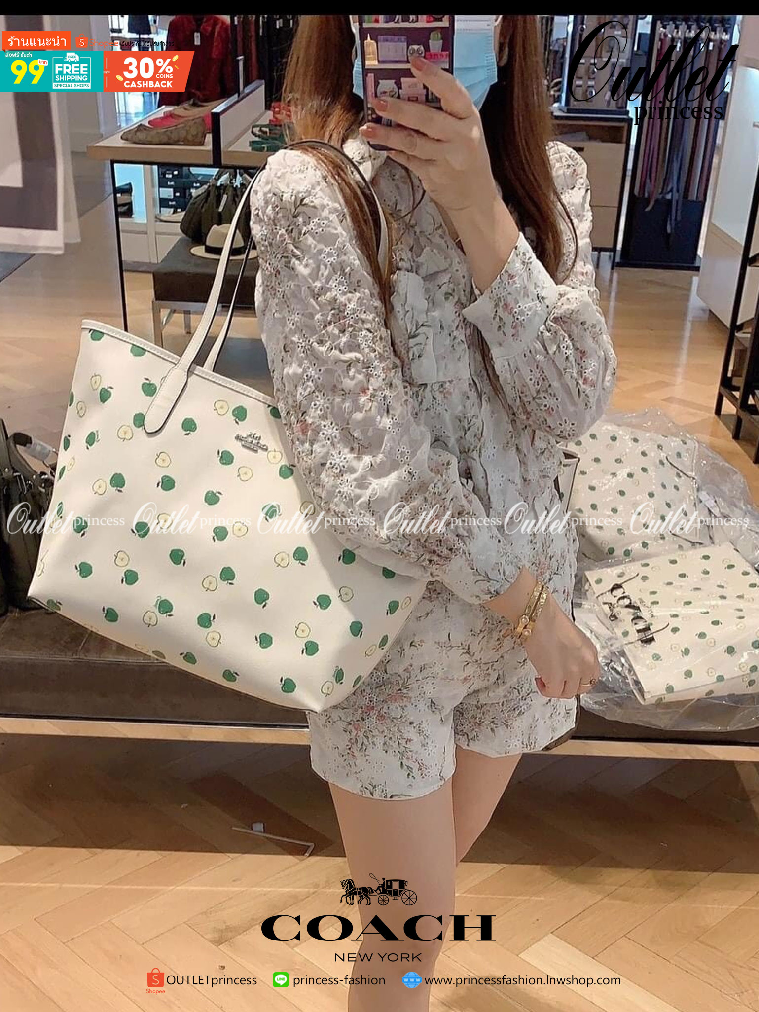 OUTLET 】COACH C4119 CITY TOTE WITH APPLE PRINT COACH CITY TOTE WITH POPSICLE PRINT C4277 แจกความน่ารักสดใส ด้วย 2 รุ่น กับเหล่าแอปเปิ้ลเขียวที่ยกมาทั้งสวน!! และลวดลายไอศครีมโทนชมพูแสนหวาน ดีไซน์ดึงดูดความสนใจได้ดีเลยทีเดียว กระเป๋าทรงช็อปปิ้งใบใหญ่ ที่จุย