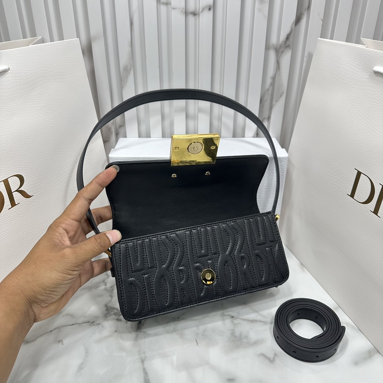 8.5" DIOR Miss Dior Flap Bag / Dior Clutch Bag / Pale Quilted Miss Dior Allover Leather กระเป๋าสะพายไหล่รุ่นใหม่ล่าสุด สง่างามทันสมัย เกรดออริ 1:1