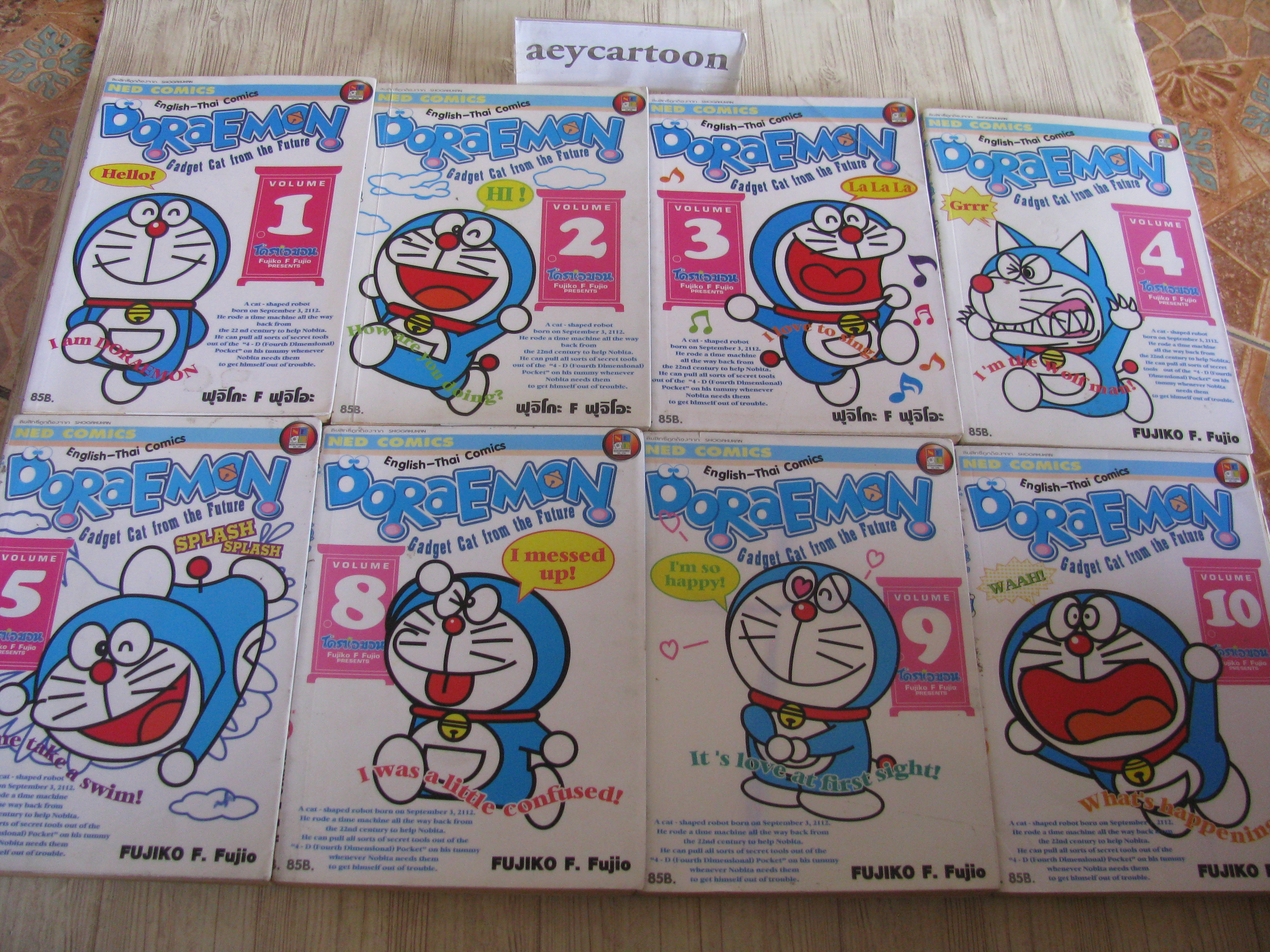 DORAEMON ENGLISH-THAI COMICS ชุด เล่ม 1-10 (ขาดเล่ม 6,7) Fujiko F. Fujio เขียน (big book)***สินค้าหมด***