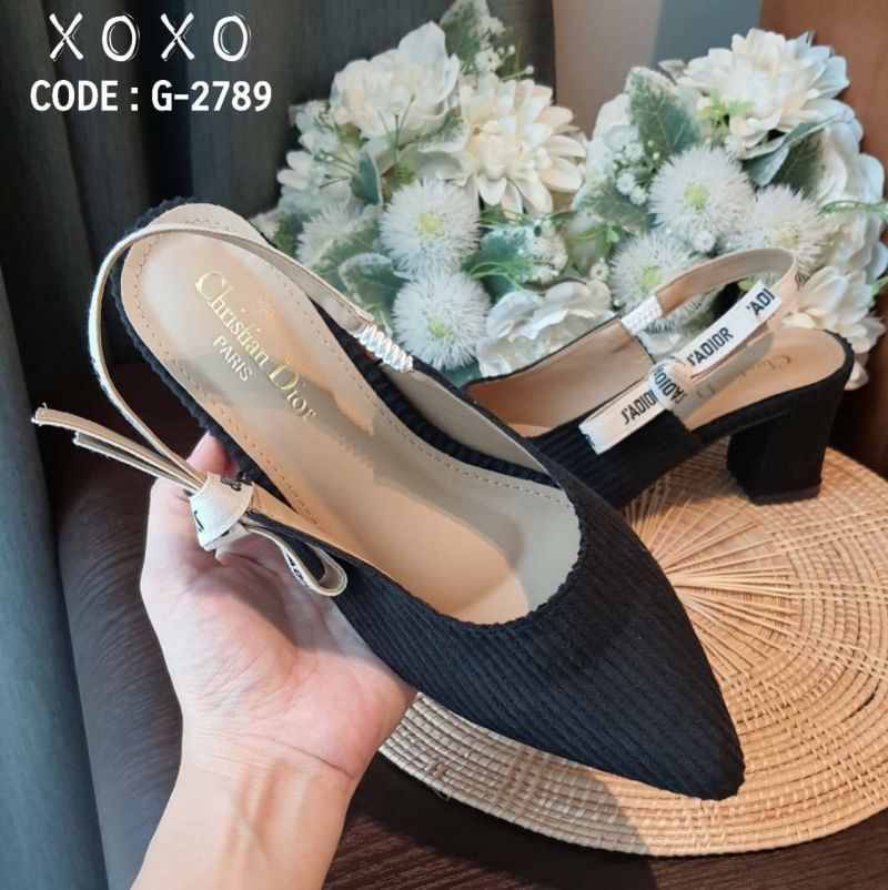 Christian dior Thick Low Heel Shoes งานสวม ชนช้อป วัสดุผ้าลายลูกฟูก นุ่มมาก ส้นแท่ง ใส่สบายไม่เมื่อย น้ำหนักเบา แมทส์ชุดง่าย