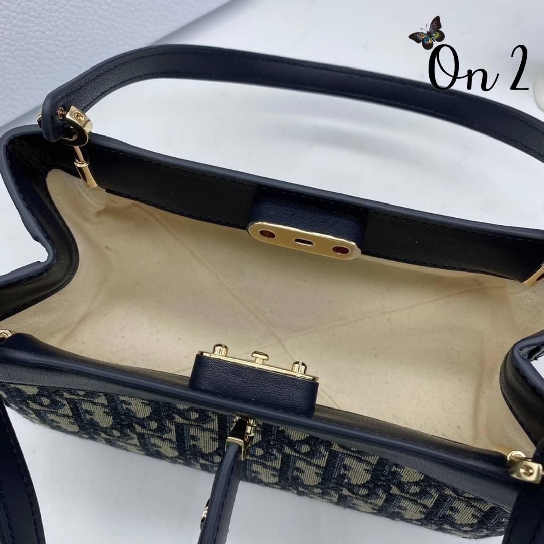 DIOR KEY BAG Blue Oblique Jacquard 22cm เกรดออริ พร้อมส่งที่ไทย