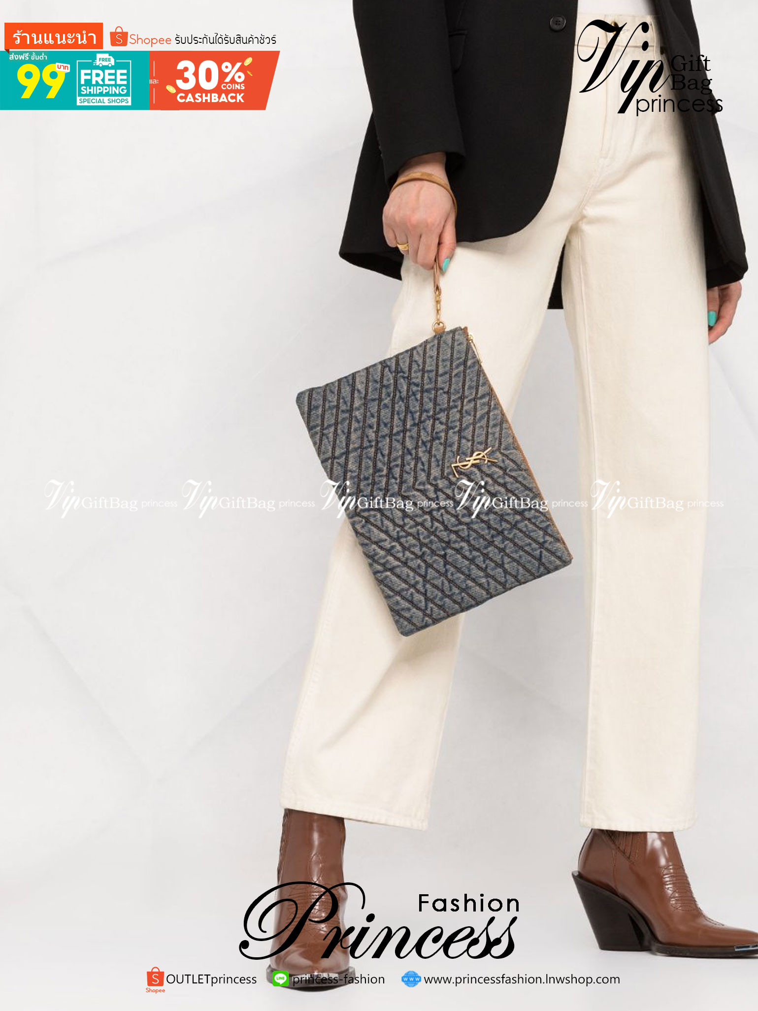 Saint Laurent Monogram quilted denim tablet pouch / YSL denim tablet pouch กระเป๋าทรงพอชดีไซน์ใหม่ ใช้งานง่าย สะดวก กะทัดรัด พกแท็บเล็ตติดตัวไปด้วยในกระเป๋าโมโนแกรมนี้ โดดเด่นด้วยเอฟเฟกต์แบบวินเทจและการเย็บตะเข็บแบบควิลท์ เป็นรุ่น unisex ใช้ไดทั้งหญิงชาย 