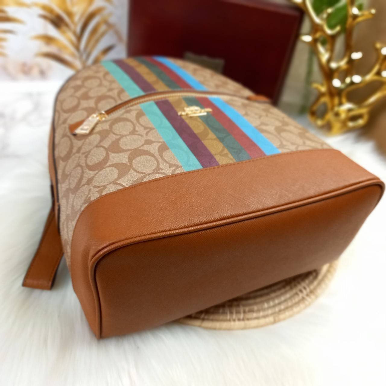 COACH KENLEY BACKPACK IN SIGNATURE CANVAS WITH STRIPE (COACH C5795)🌈🍁กระเป๋าเป้ กระเป๋าสะพายรุ่น Unisex ที่ใช้ได้ทั้งชายและหญิง รูปทรงสวย ขนาดกำลังดี// วัสดุแคนวาสคุณภาพ ผสมหนังแท้ ลาย SIGNATURE//เปิด-ปิด ด้วยซิบ ด้านในโล่งกว้าง จุของได้เย