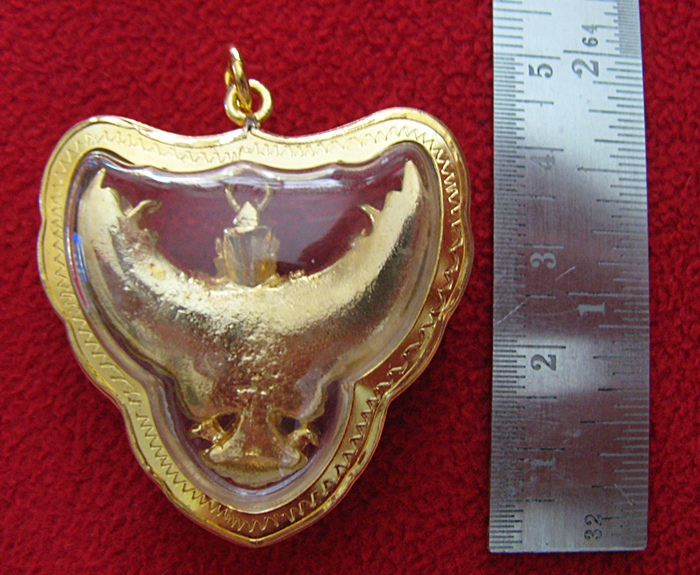 จี้พญาครุฑเนื้อทองเหลืองชุบทองลงยาเลี่ยมทองไมครอนพร้อมใบคาถาค่ะ