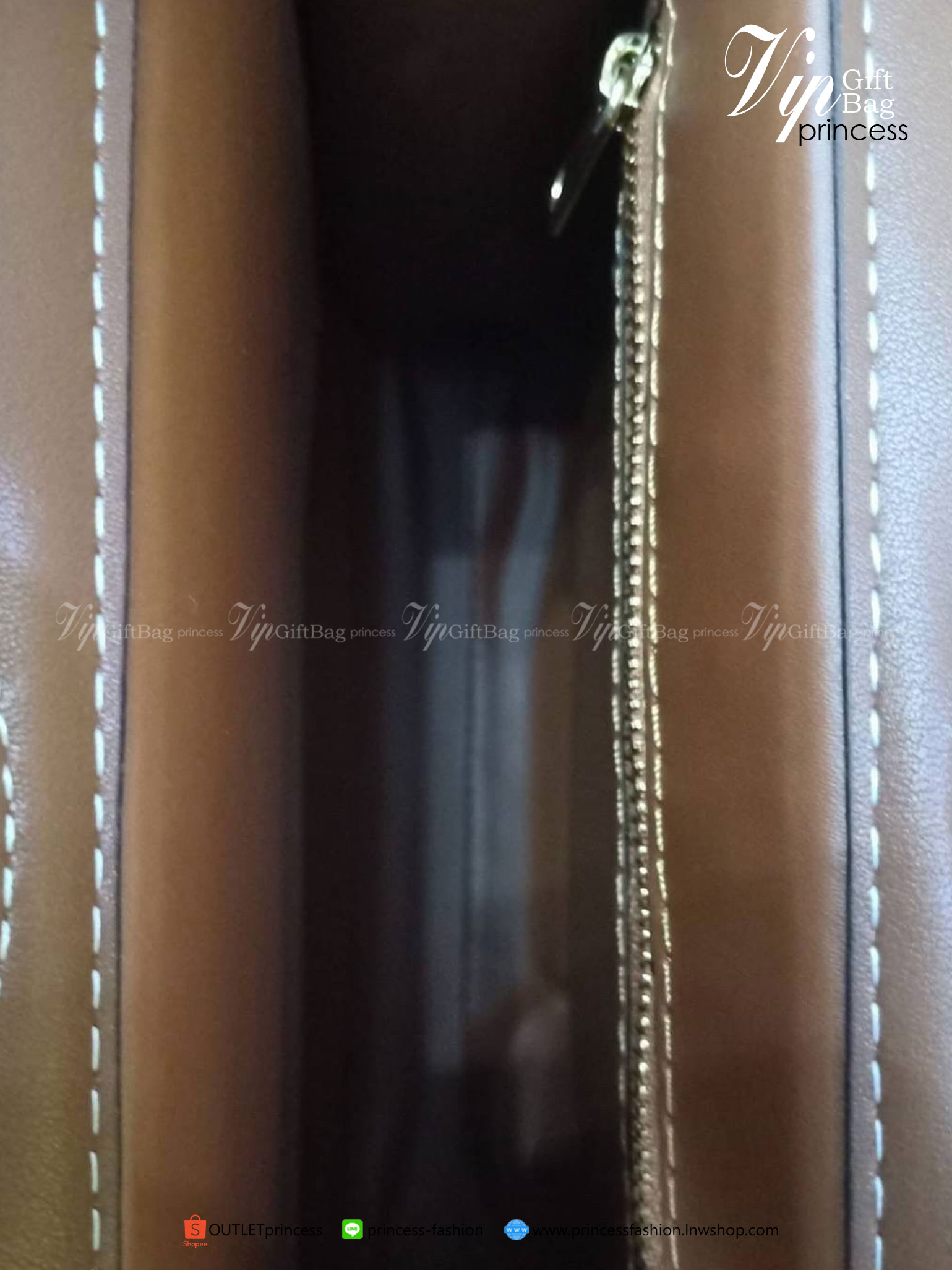 พรีเมี่ยมกิ๊ฟแท้ 100% BURBERRY FRAGRANCES CROSSBODY BAG VIP GIFT WITH PURCHASE (GWP)