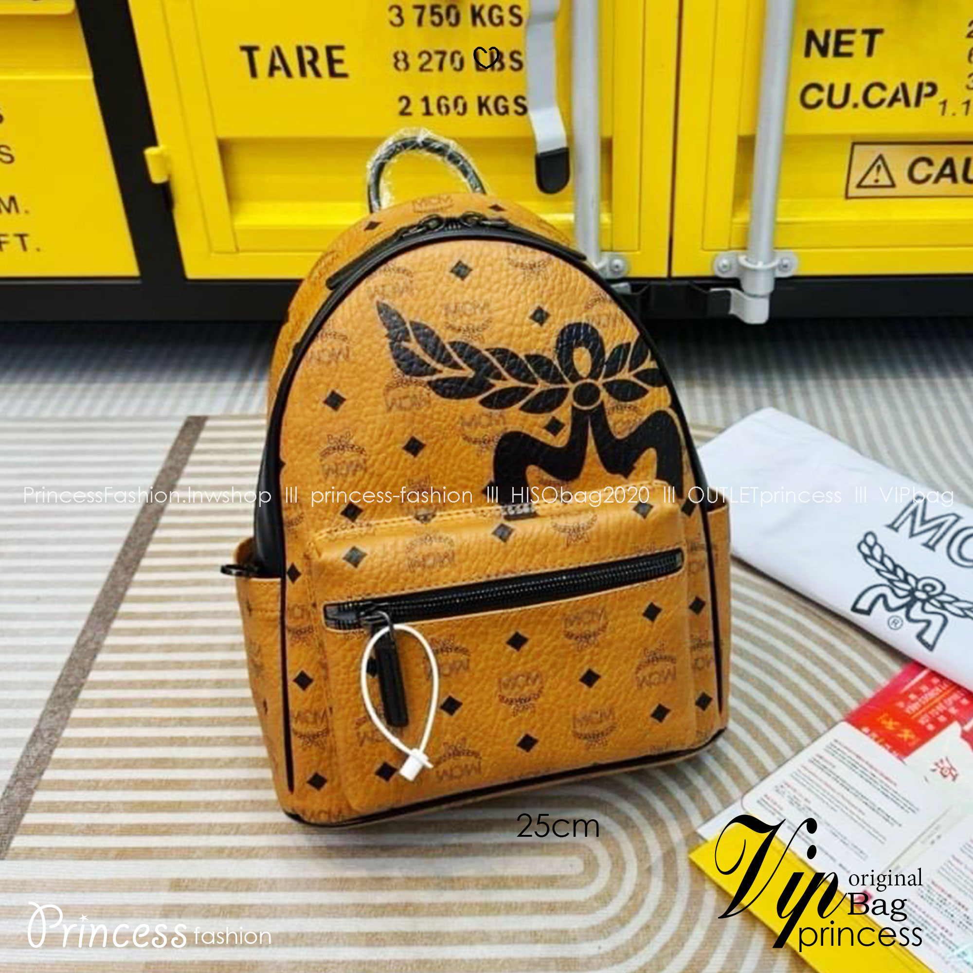 ORI | M.C.M Small Stark Mega Laurel Visetos Backpack กระเป๋าเป้คอลใหม่ไซส์เล็ก ดีไซน์โลโก้ด้านหน้าสวยหรูโดดเด่น Best seller Unisex ของงานเป้จริงๆ ใช้ได้ทั้งหนุ่มๆและสาวๆ