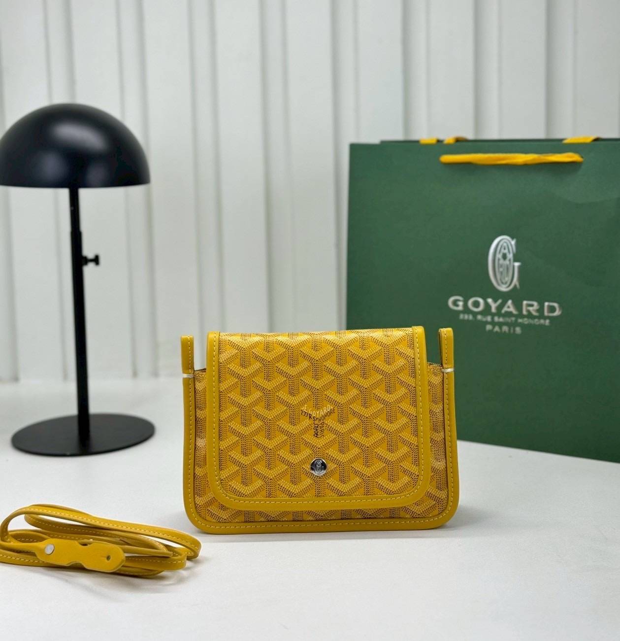 10 สี ORI หนังแท้ | GOYARD Plumet pouch-wallet กระเป๋าสะพายใบเล็กกะทัดรัด ดีไซน์กระเป๋าสตางค์ Plumet ดีไซน์มาพร้อมช่องใส่เหรียญ ธนบัตร และบัตรต่างๆ สามารถสะพายไหล่เป็นกระเป๋าสะพายข้างได้เหมือนกระเป๋าใบเล็ก