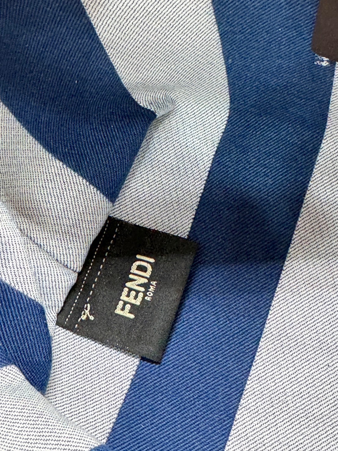 Fendi Roll Mini FF jacquard mini bag / YSL TOTE BAG MINI กระเป๋าสะพายทรงโท้ทไซส์มินิ เกรดออริ 1:1 ใช้งานต่างประเทศได้