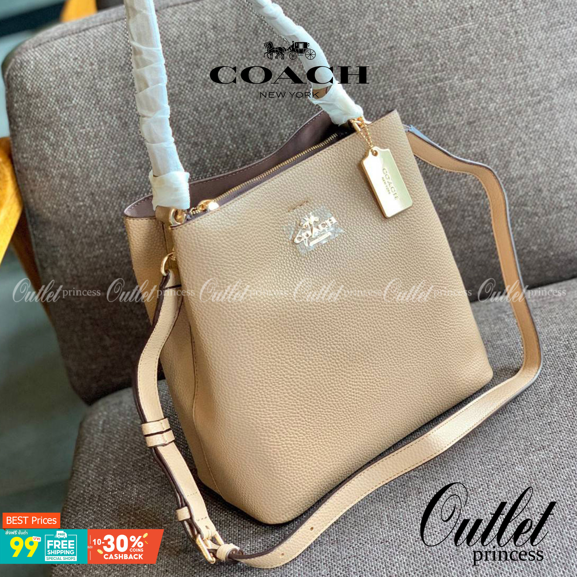 ถังใหญ่พร้อมส่งแล้วค่าา ห้ามพลาด❗️ COACH TOWN BUCKET BAG((91122)) 📣พร้อมส่ง ไซด์ที่สาวๆรอคอยค่ะ! ✔️กระเป๋าทรงถังใบใหญ่ สุดฮิตอีกรุ่นที่สาวๆต้องมีติดตัว ✔️หนังแท้ หนังจริงสวยมาก นิ่มมือดีด้วยนะคะ