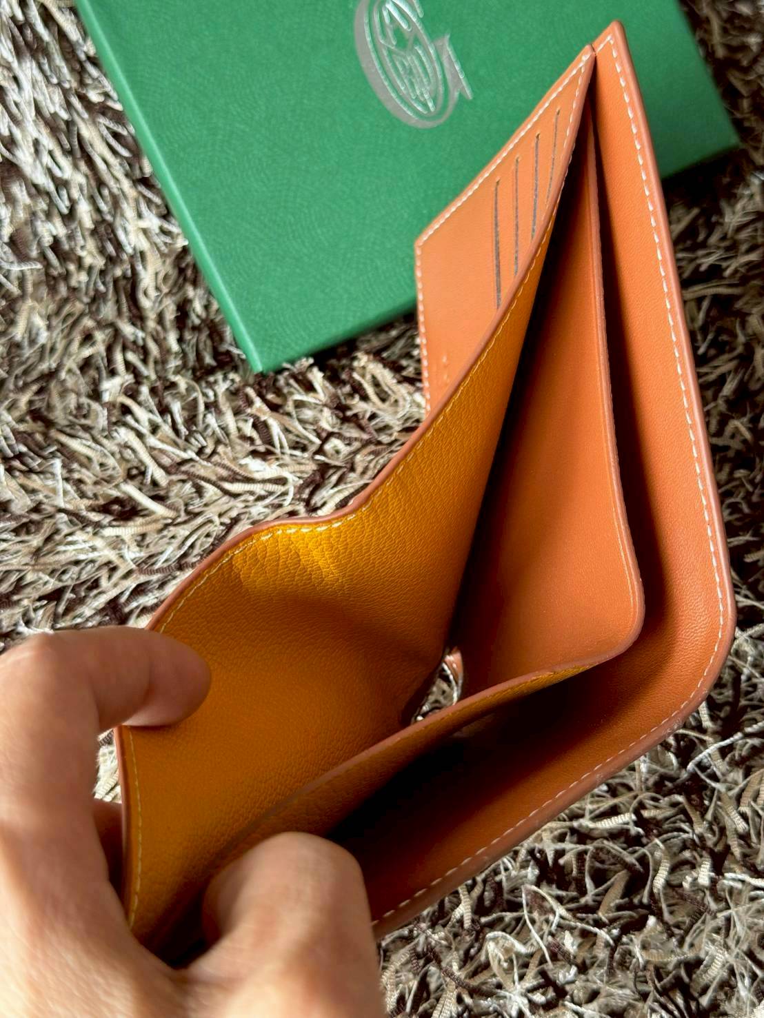 ORI หนังแท้ | Goyard Victoire Wallet กระเป๋าสตางค์ Victoire ขนาดกะทัดรัดและเหมาะสําหรับการจัดสำหรับการ์ดและธนบัตร ลวดลายสุดคลาสสิคของกระเป๋าเป็นเอกลักษณ์ที่ทุกคนจดจำได้