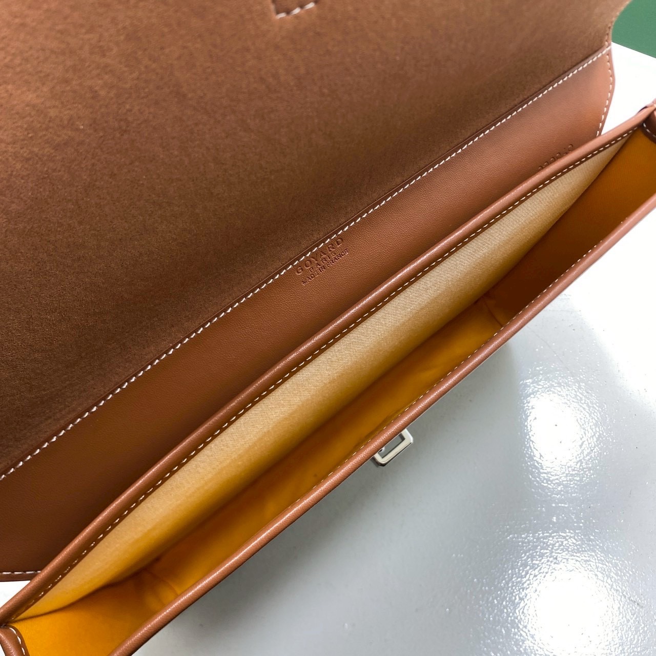 ORI หนังแท้ | Goyard Coursier Messenger bag กระเป๋าแมสเซ็นเจอร์ดีไซน์ใหม่ กะทัดรัดใช้งานได้อย่างคล่องตัว เหมาะมากสำหรับสายสปอร์ต ที่สุดของความหรูตอบโจทย์การใช้งาน ใบจริงสวยงามตามรูปค่ะ