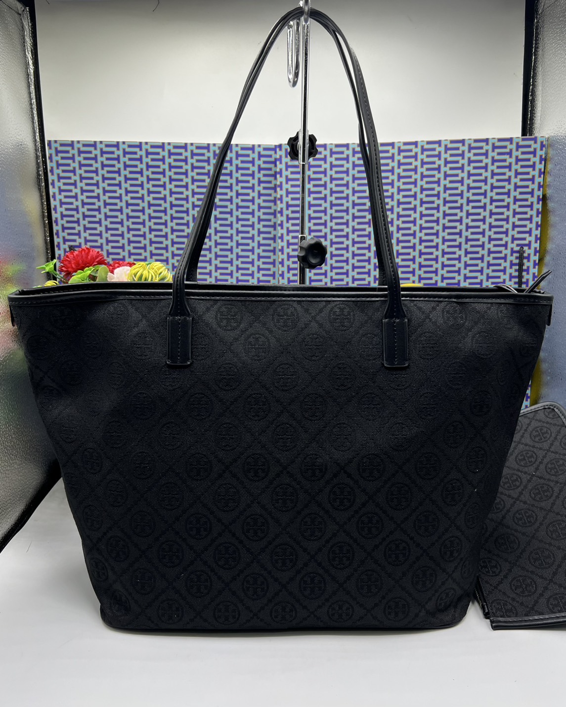 ORI หนังแท้ | Tory Burch T Monogram zip tote bag กระเป๋าทรงโท้ทใบใหญ่ทรงกว้างพร้อมใบเล็กเข้าเซ็ท งานผ้าแจ็คการ์ดตัดขอบหนัง เดอะเบสท์ เซลเลอร์!!