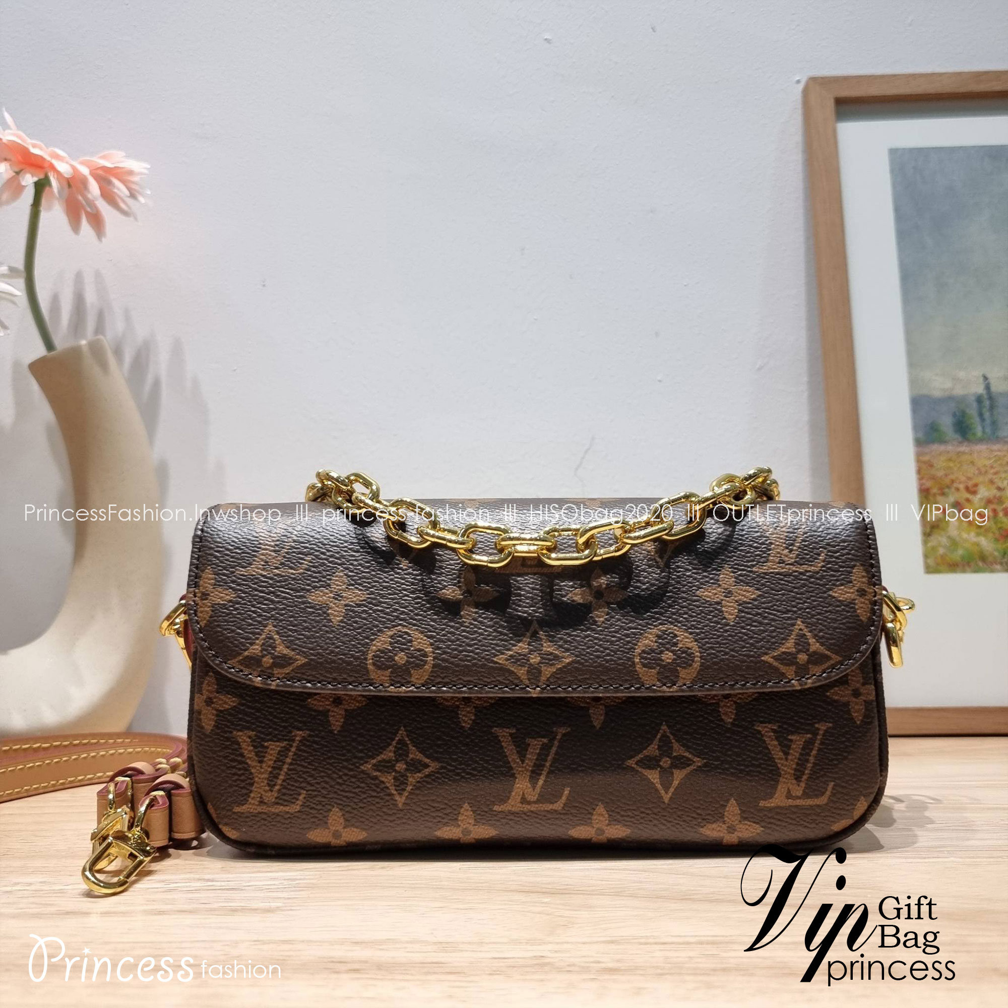 LV IVY WALLET ON CHAIN กระเป๋าสะพายกึ่งกระเป๋าสตางค์ รุ่นยอดนิยม สุดคุ้มด้วยลูกเล่นที่หลากหลาย สายสะพาย 2 เส้น สะพายไหล่และสะพายข้าง