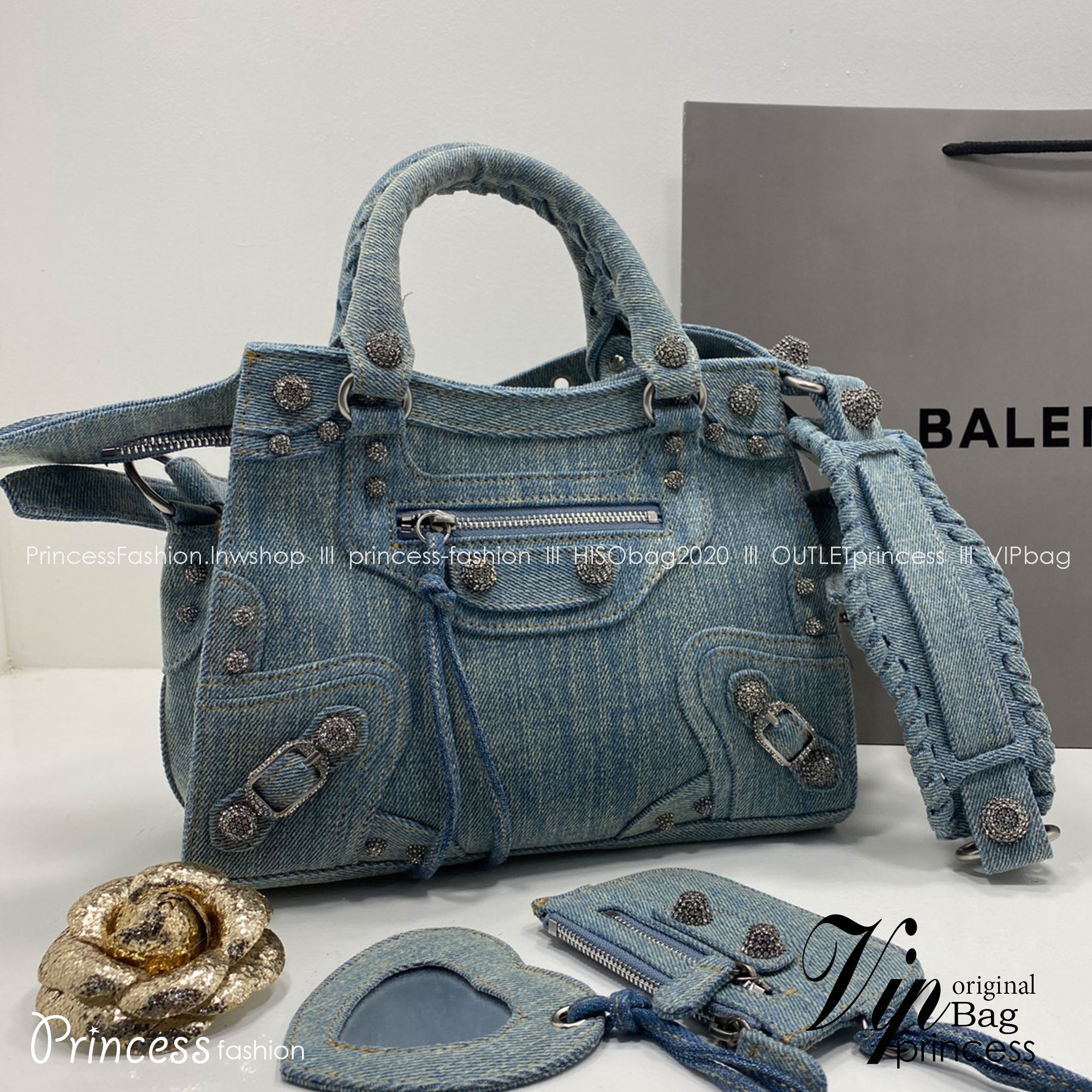 Balenciaga NEO CAGOLE XS HANDBAG DENIM IN BLUE aged-silver hardware with rhinestones กระเป๋าสะพายเดนิม สวยเท่ ประดับหมุดเพชร เกรดออริ 1:1 สลับแท้ ใช้งานต่างประเทศได้
