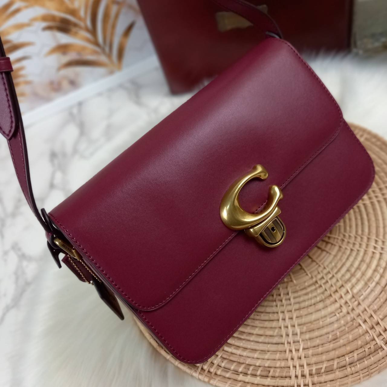 สวยละมุนตาละมุนใจม๊ากก!!🌺🌈 //>>COACH STUDIO GLOVETANNED LEATHER SHOULDER BAG (C6641)🌺ห้ามพลาดเด็ดขาด!! สวยละมุน เรียบหรู ดูแพงสุดๆ!! //กระเป๋าถือ กระเป๋าสะพาย ดีไซน์เนี้ยบ! เฉียบมาก!// วัสดุหนังแท้ หนังเรียบเต็มใบ อยู่ทรง สวย