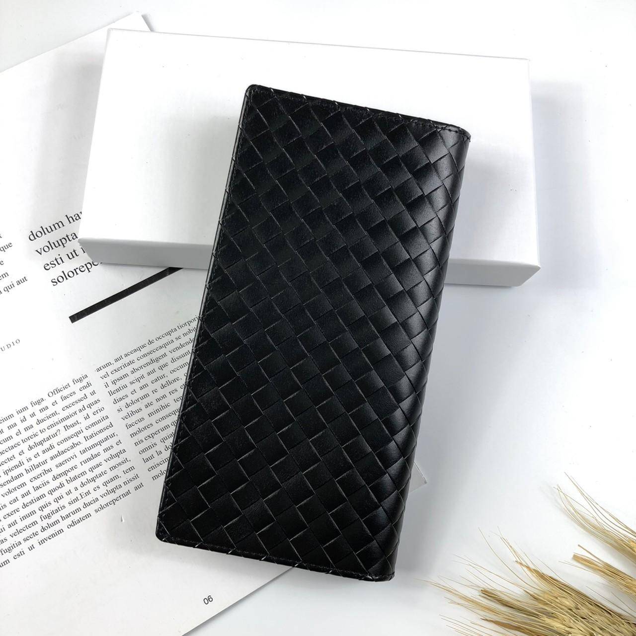 ของแท้ 💯% 】Calvin Klein Secretary with Interior Zipper กระเป๋าสตางค์ใบยาว ลายสานรอบใบ ภายในมีช่องใส่ธนบัตร ช่องใส่บัตรหลายช่อง และช่องซิปสำหรับใส่เหรียญ จะมอบเป็นของขวัญหรือใช้เองก็แนะนำเลยค่ะ