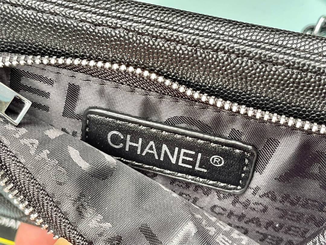 CHANEL 20C Phone holder with chain Brand new Chanel O Phone black caviar holder case with chain.