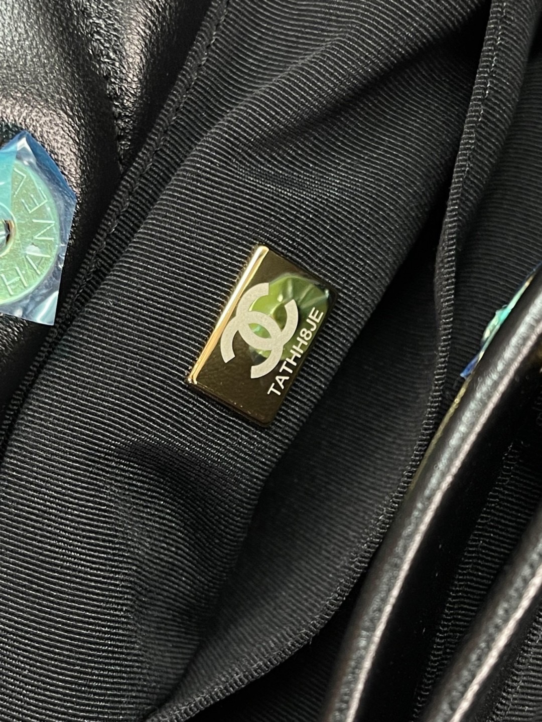 Chanel Black Lambskin Quilted Small Shopping Shoulder Bag / CHANEL SMALL TOTE SHOPPING BAG กระเป๋าสะพายคลาสสิก ดีไซส์เรียบสุดหรู จุของได้เยอะ เกรดวีไอพี 1:1 เกรดดีสุด ผ่านทุก ตม ใช้งานต่างประเทศได้